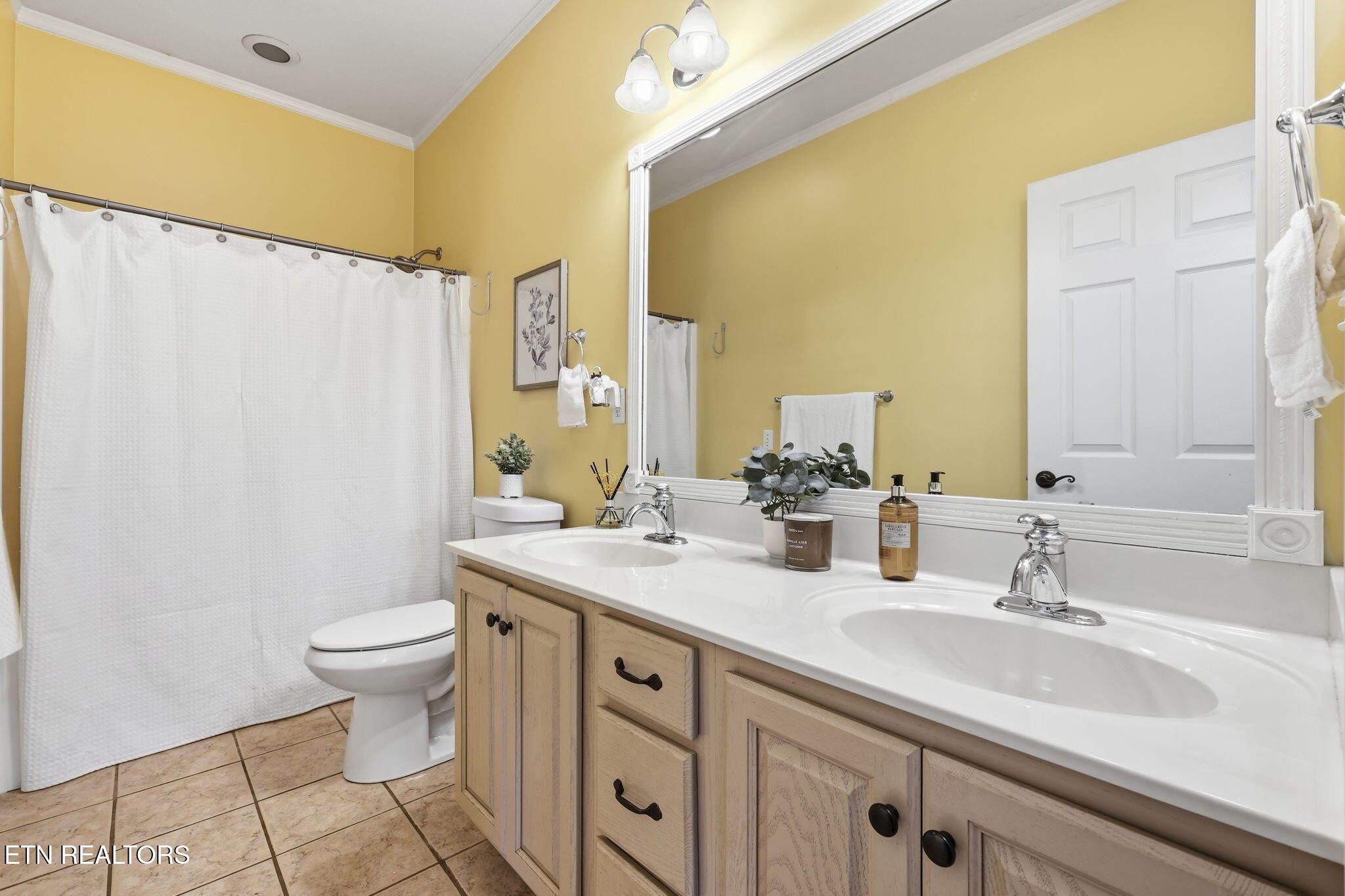 315 Willowcreek Boulevard Sweetwater TN 37874