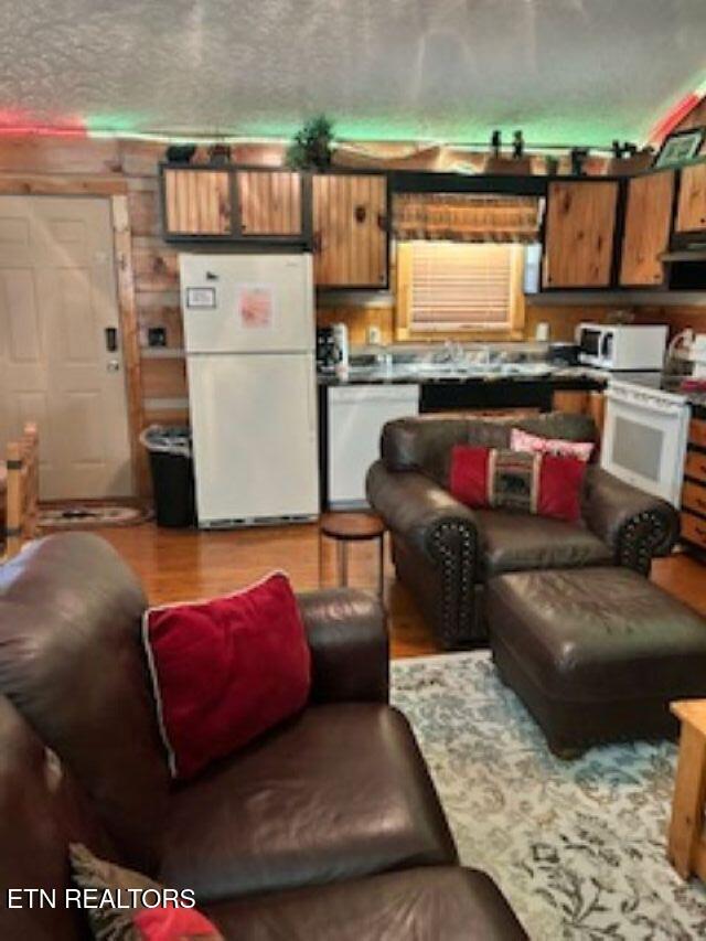 2684 Valley Heights Pigeon Forge TN 37863