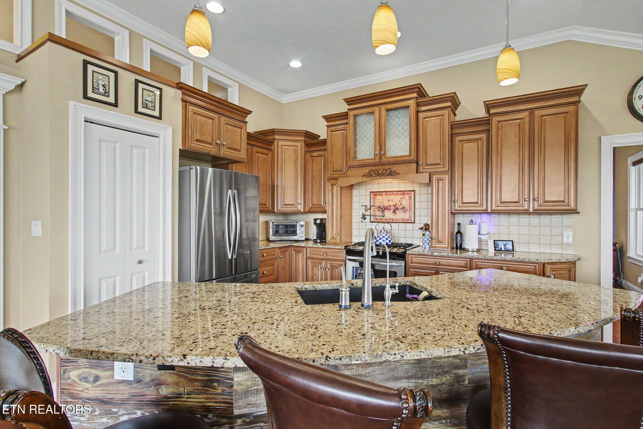 370 Leeper Overlook Dandridge TN 37725