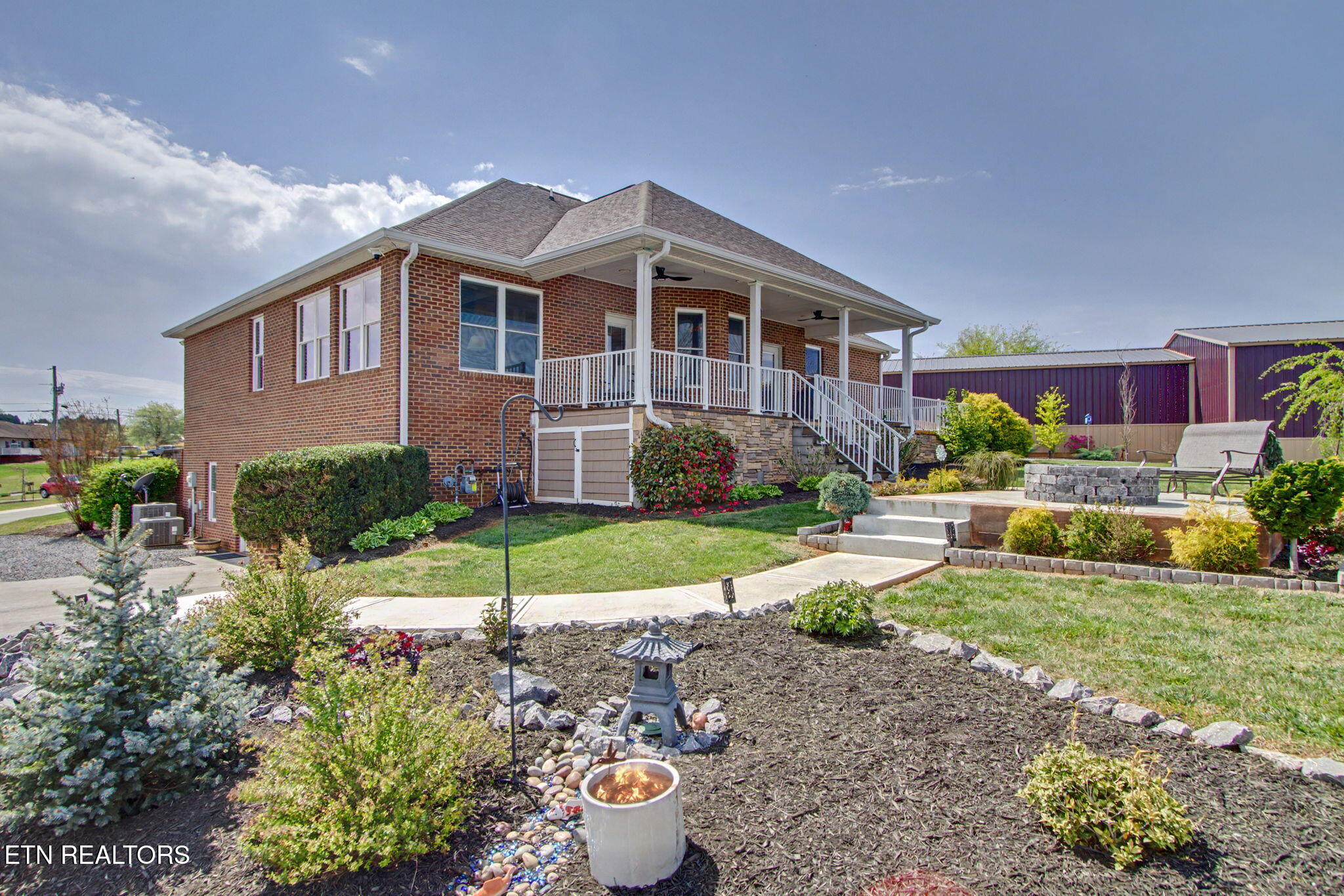 370 Leeper Overlook Dandridge TN 37725