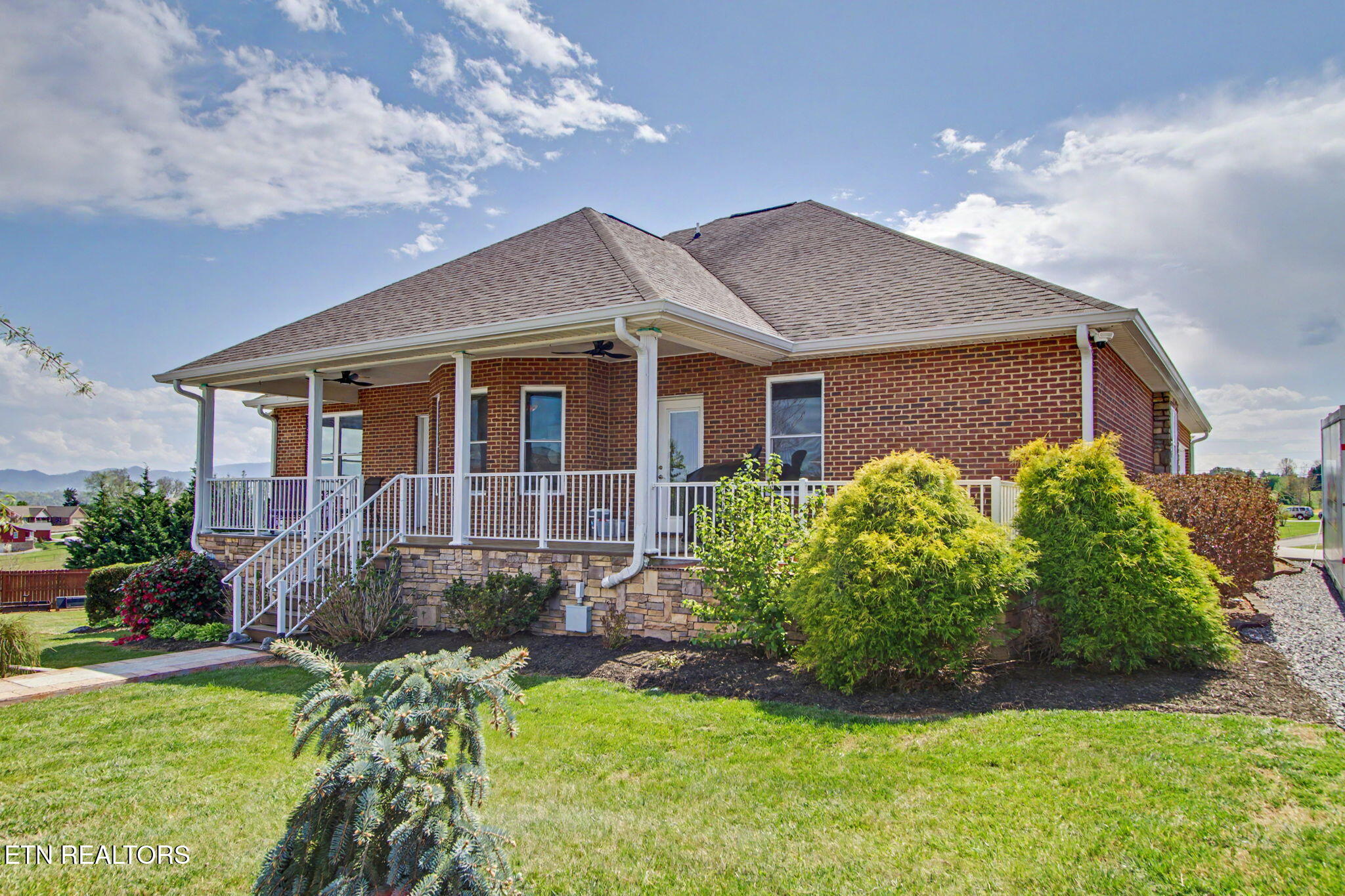 370 Leeper Overlook Dandridge TN 37725