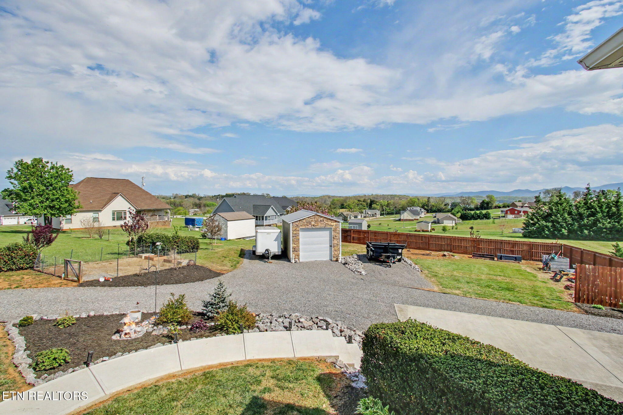 370 Leeper Overlook Dandridge TN 37725
