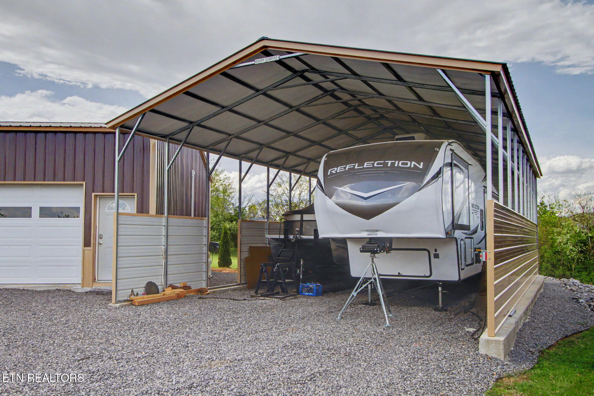 370 Leeper Overlook Dandridge TN 37725