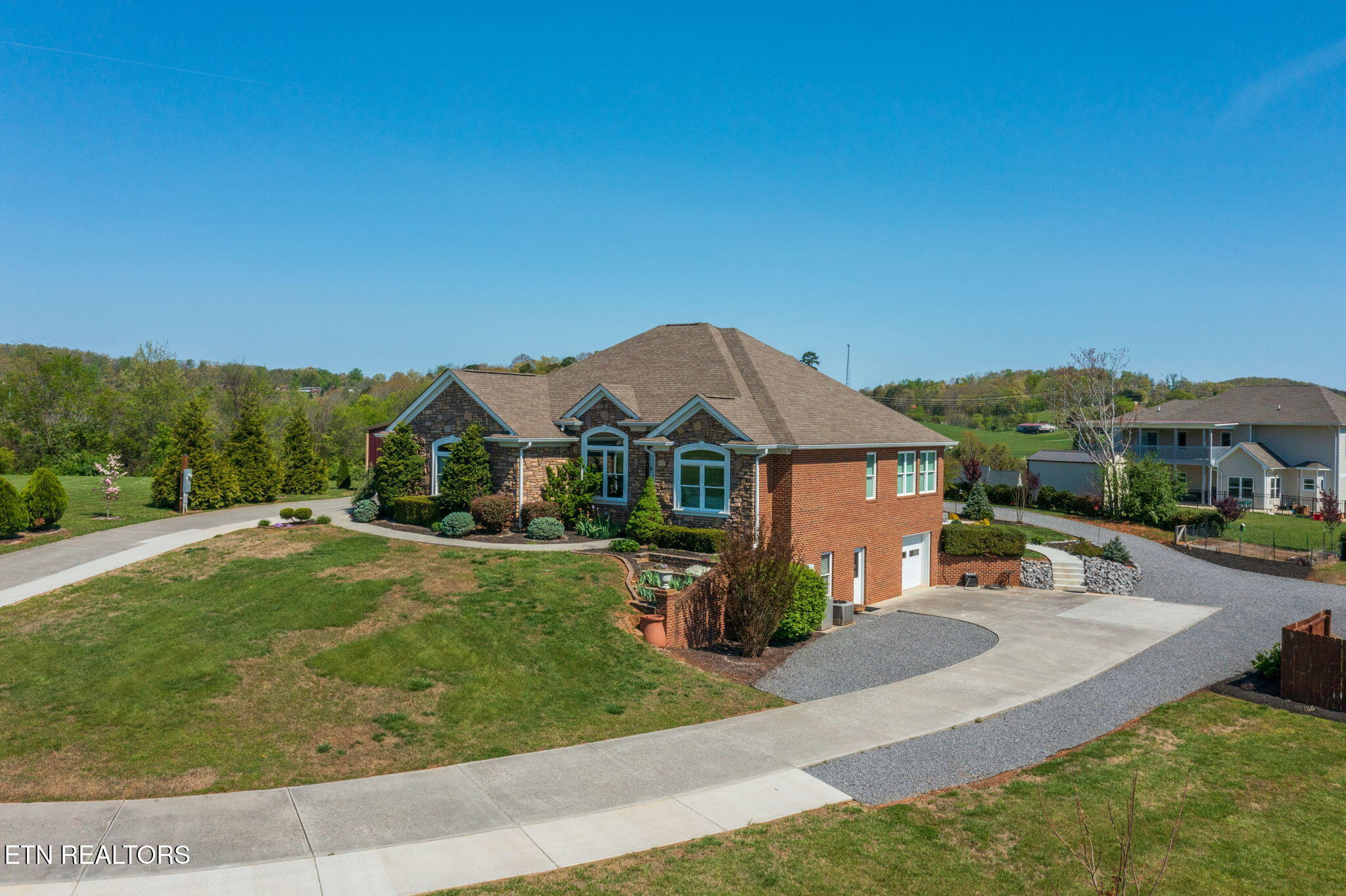 370 Leeper Overlook Dandridge TN 37725