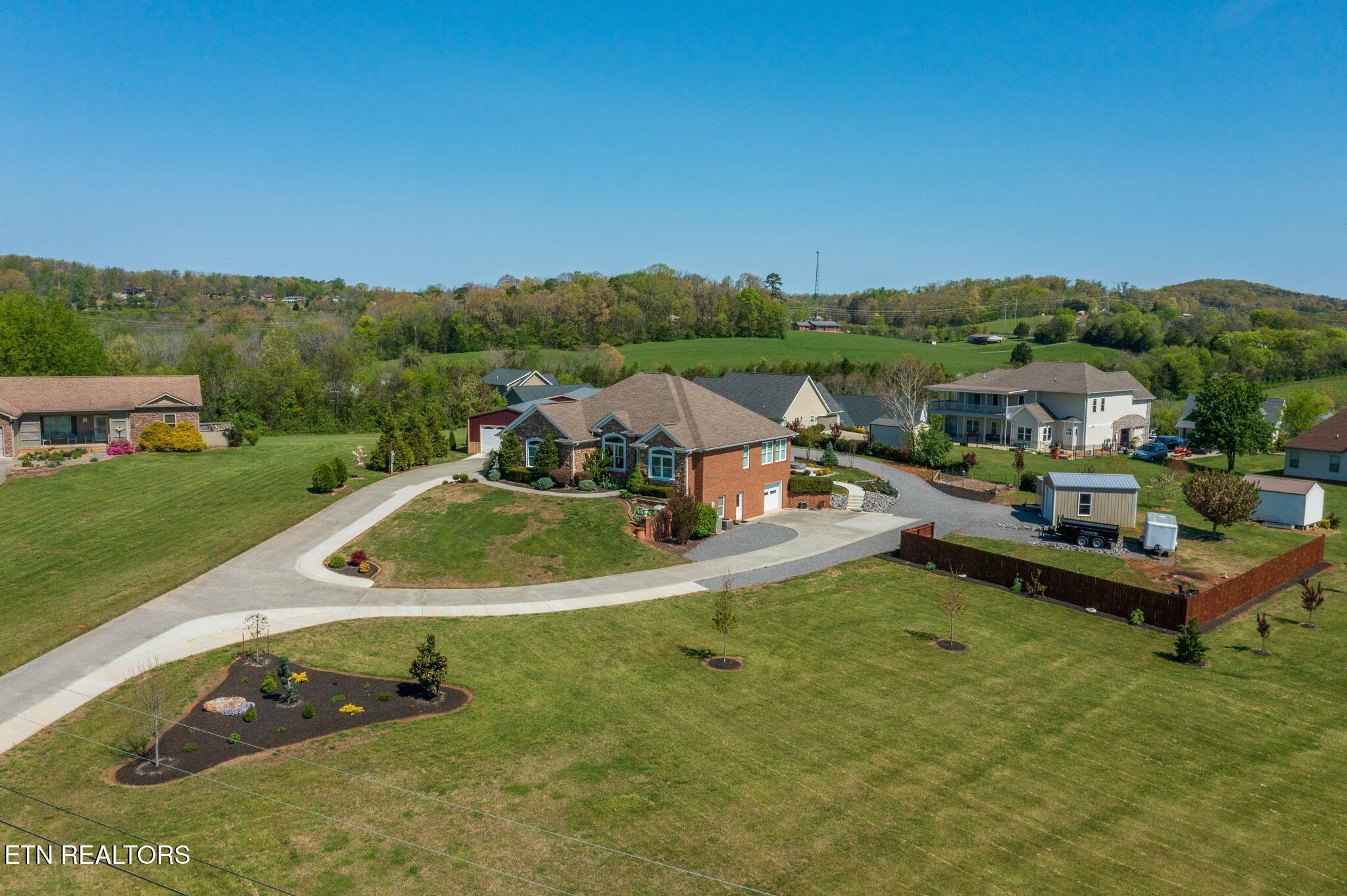 370 Leeper Overlook Dandridge TN 37725