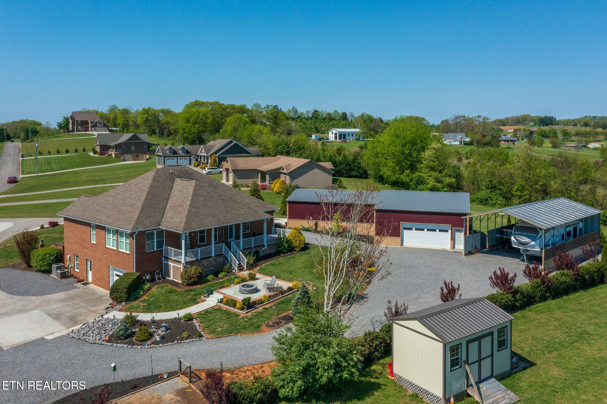 370 Leeper Overlook Dandridge TN 37725