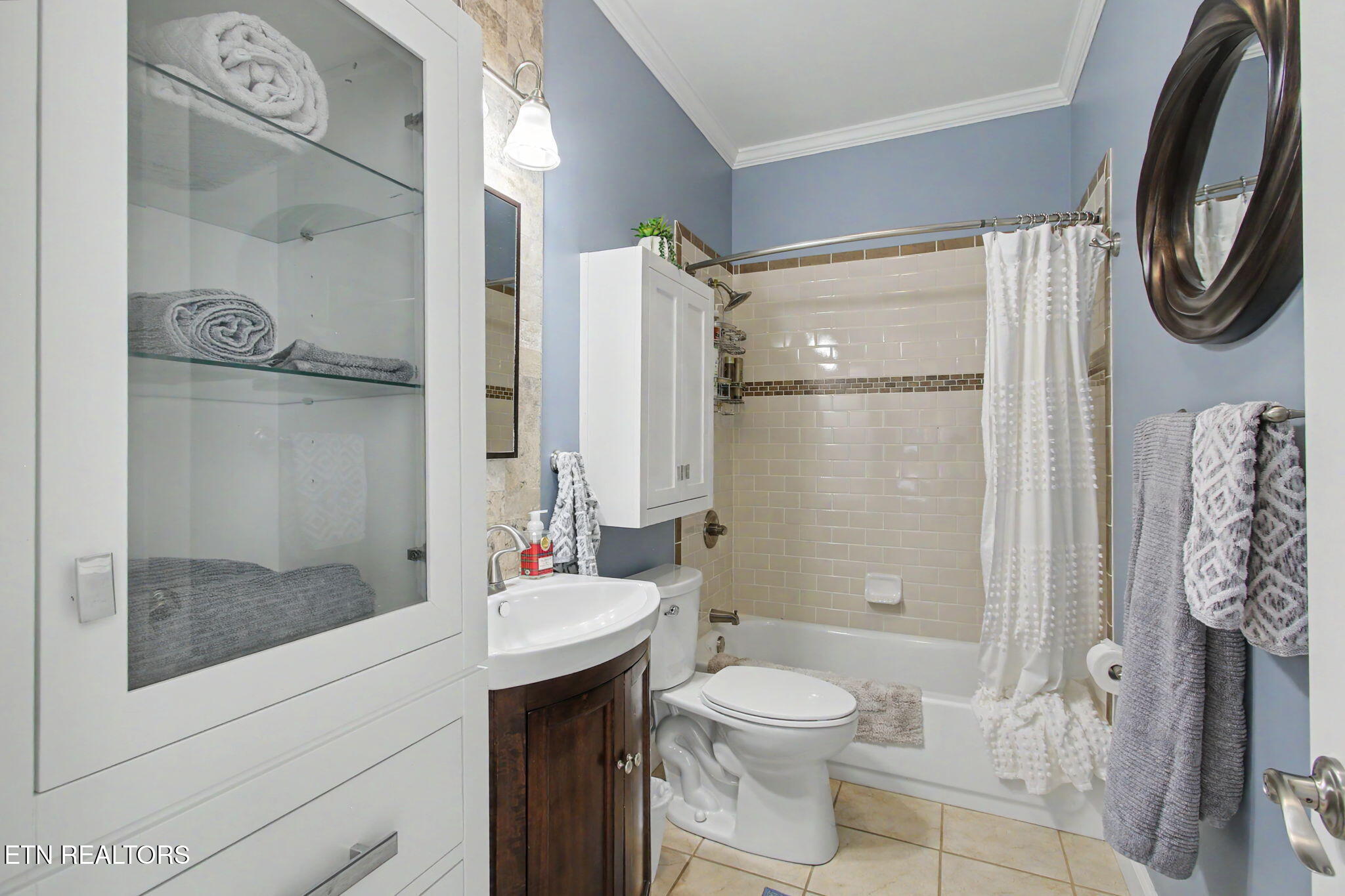 370 Leeper Overlook Dandridge TN 37725
