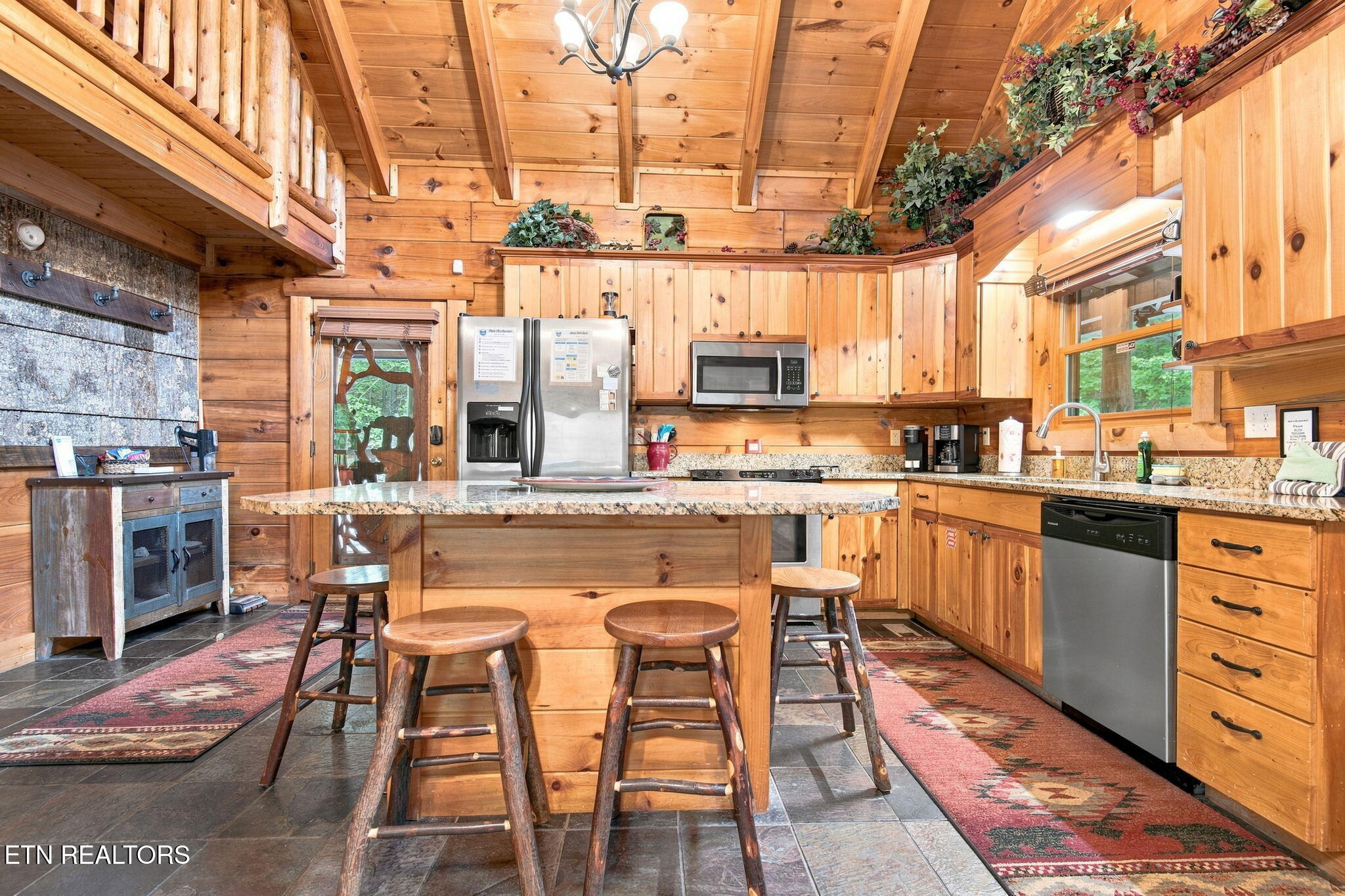 2738 Murray Ridge Road Sevierville TN 37876