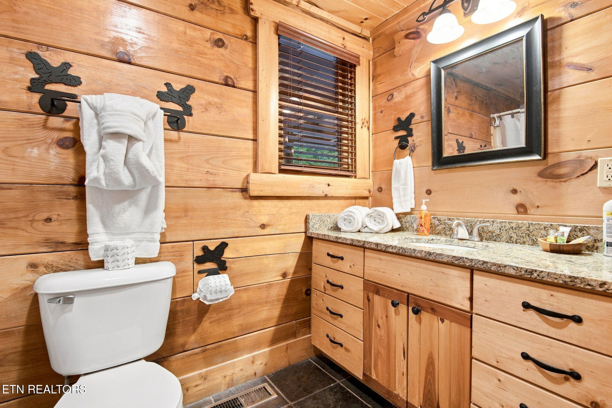 2738 Murray Ridge Road Sevierville TN 37876