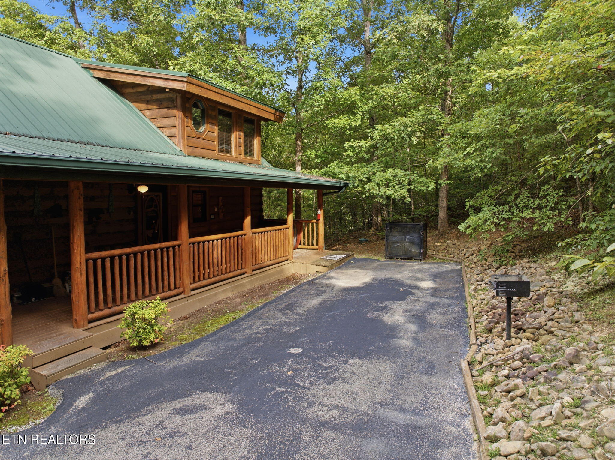 2738 Murray Ridge Road Sevierville TN 37876