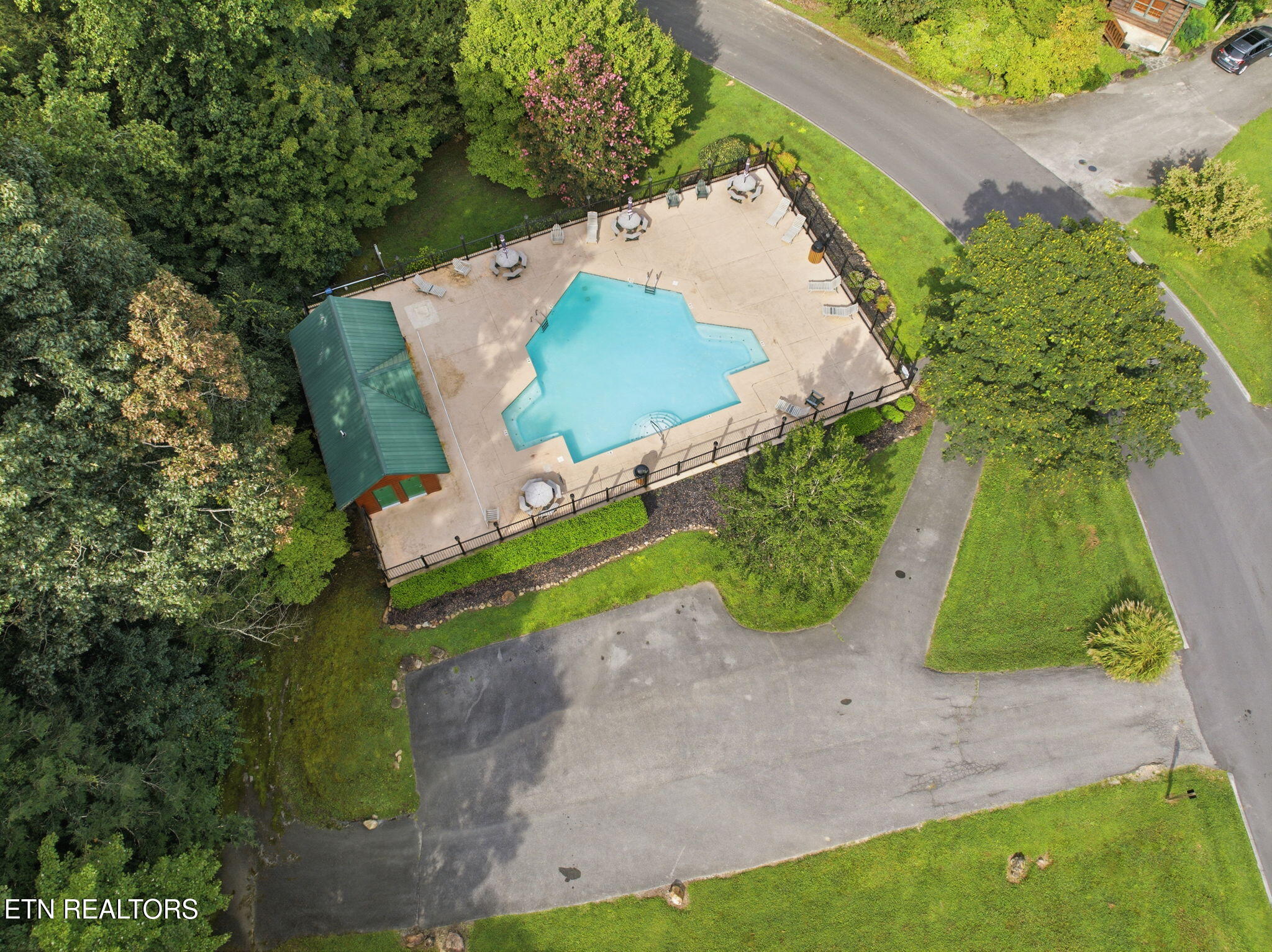 2738 Murray Ridge Road Sevierville TN 37876
