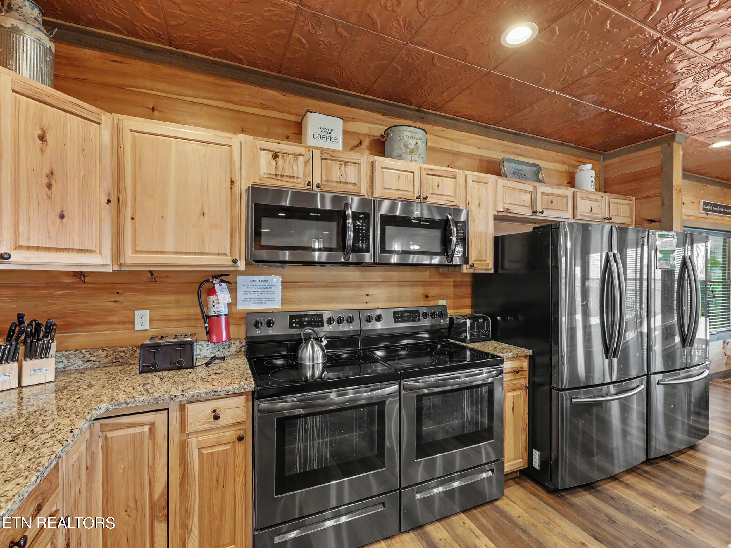 240 / 244 Stone Fence Lane Gatlinburg TN 37738