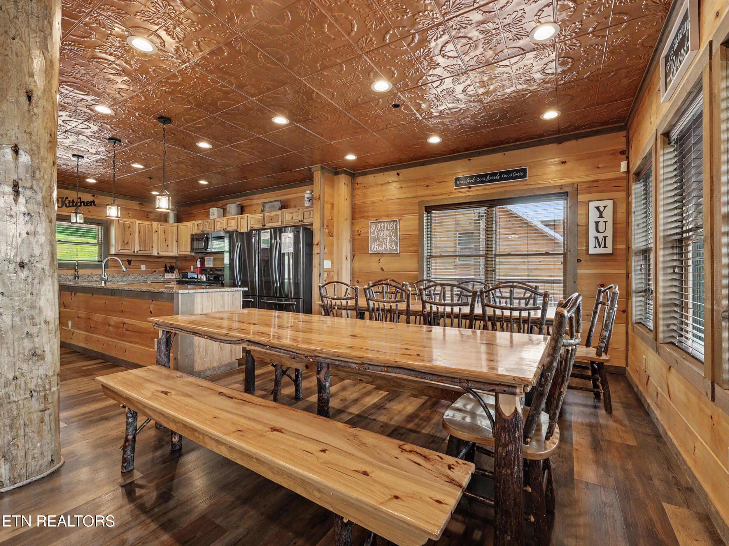 240 / 244 Stone Fence Lane Gatlinburg TN 37738