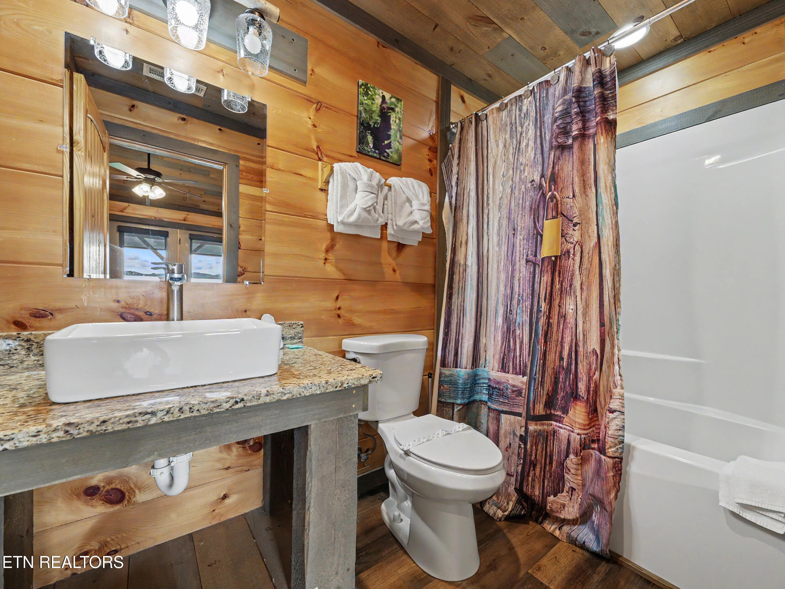 240 / 244 Stone Fence Lane Gatlinburg TN 37738