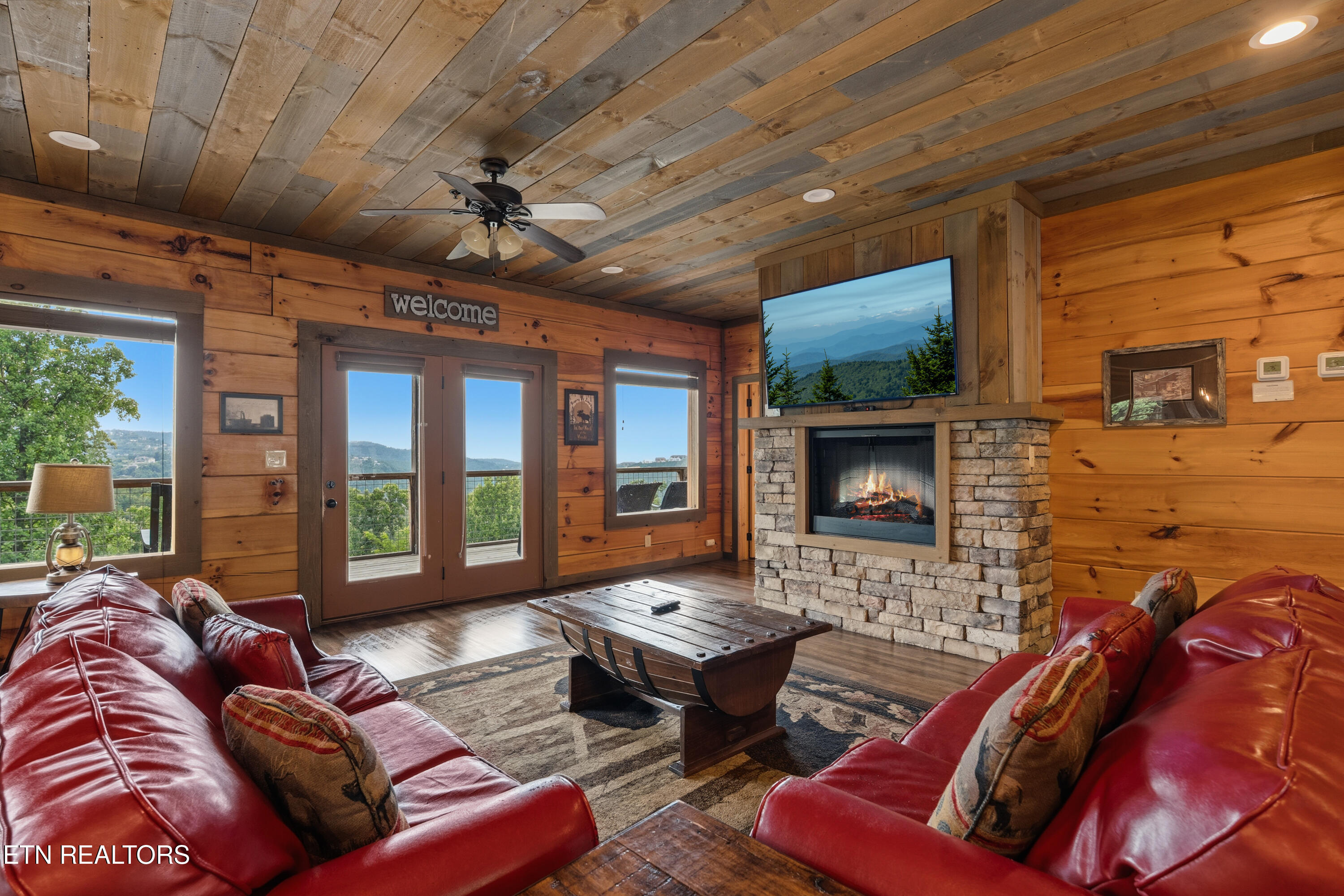 240 / 244 Stone Fence Lane Gatlinburg TN 37738