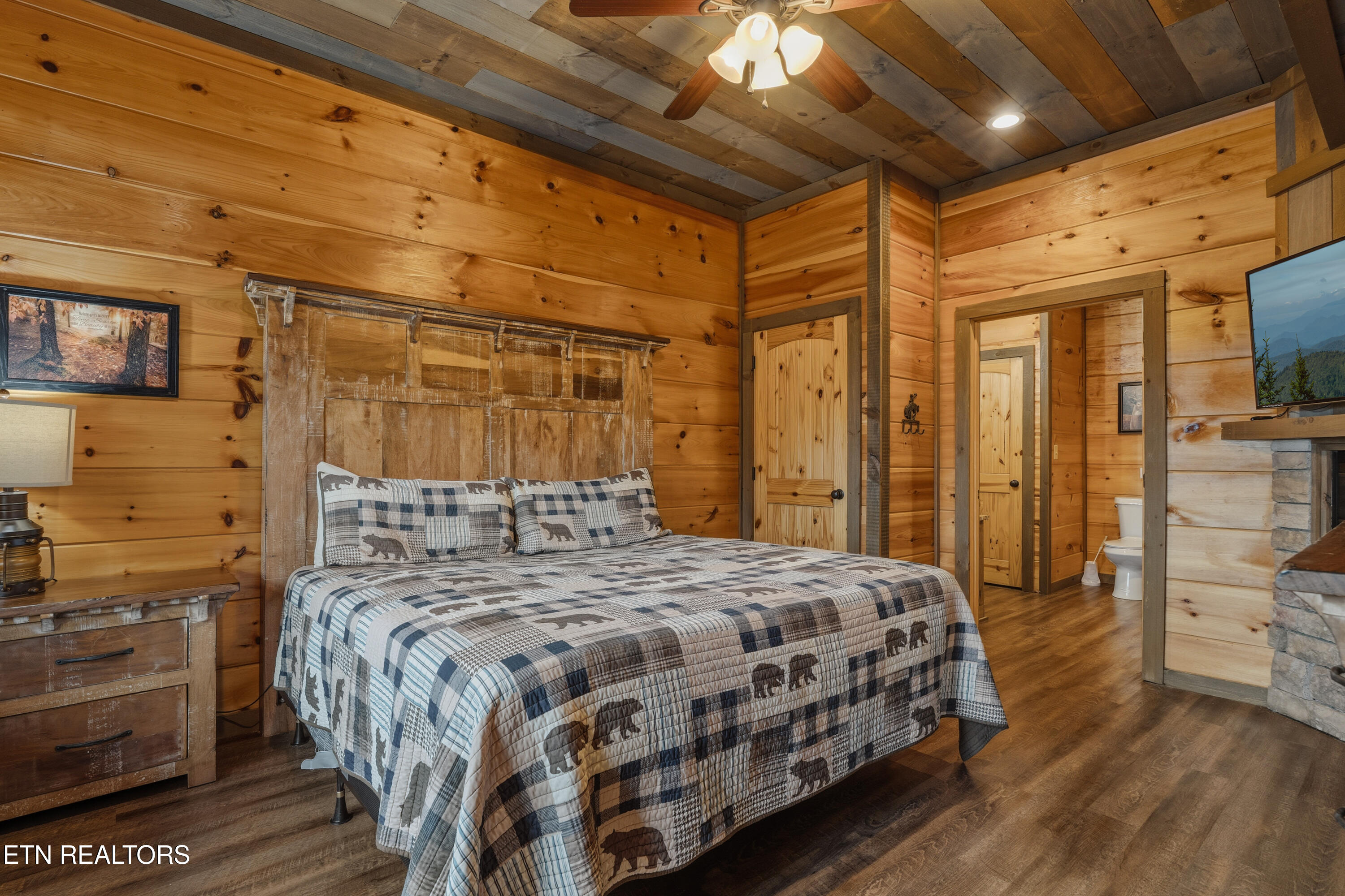 240 / 244 Stone Fence Lane Gatlinburg TN 37738