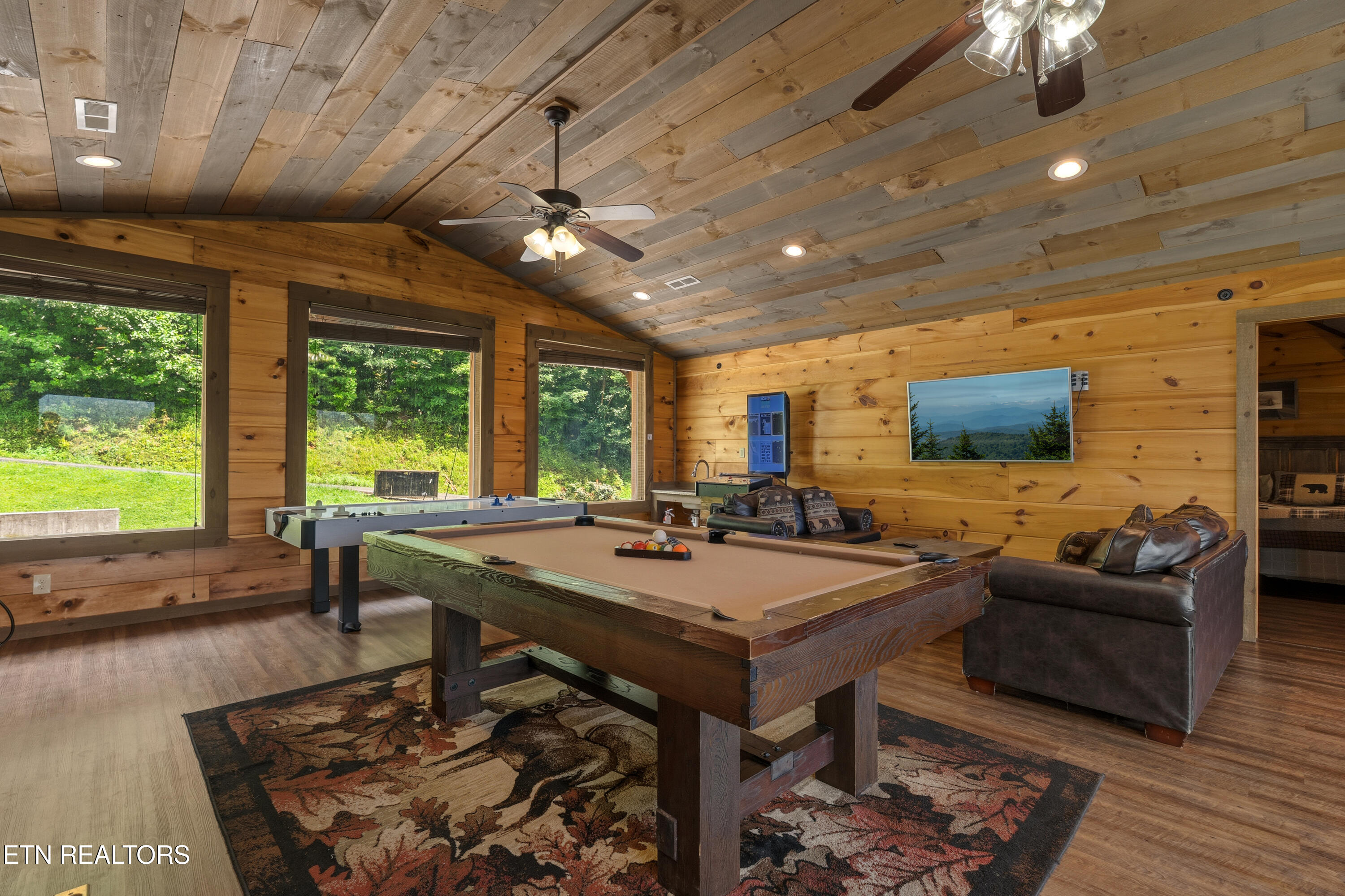 240 / 244 Stone Fence Lane Gatlinburg TN 37738