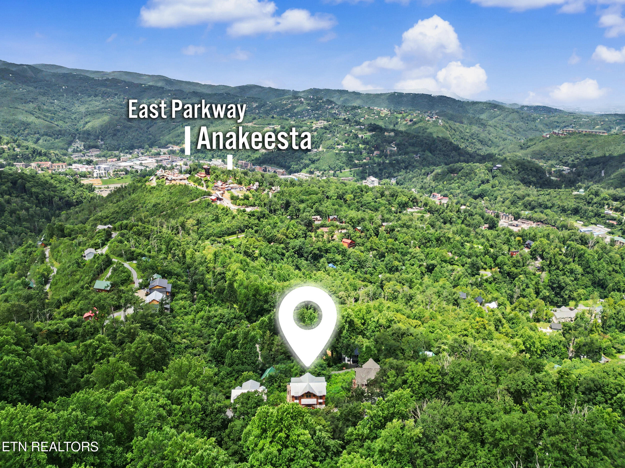 240 / 244 Stone Fence Lane Gatlinburg TN 37738
