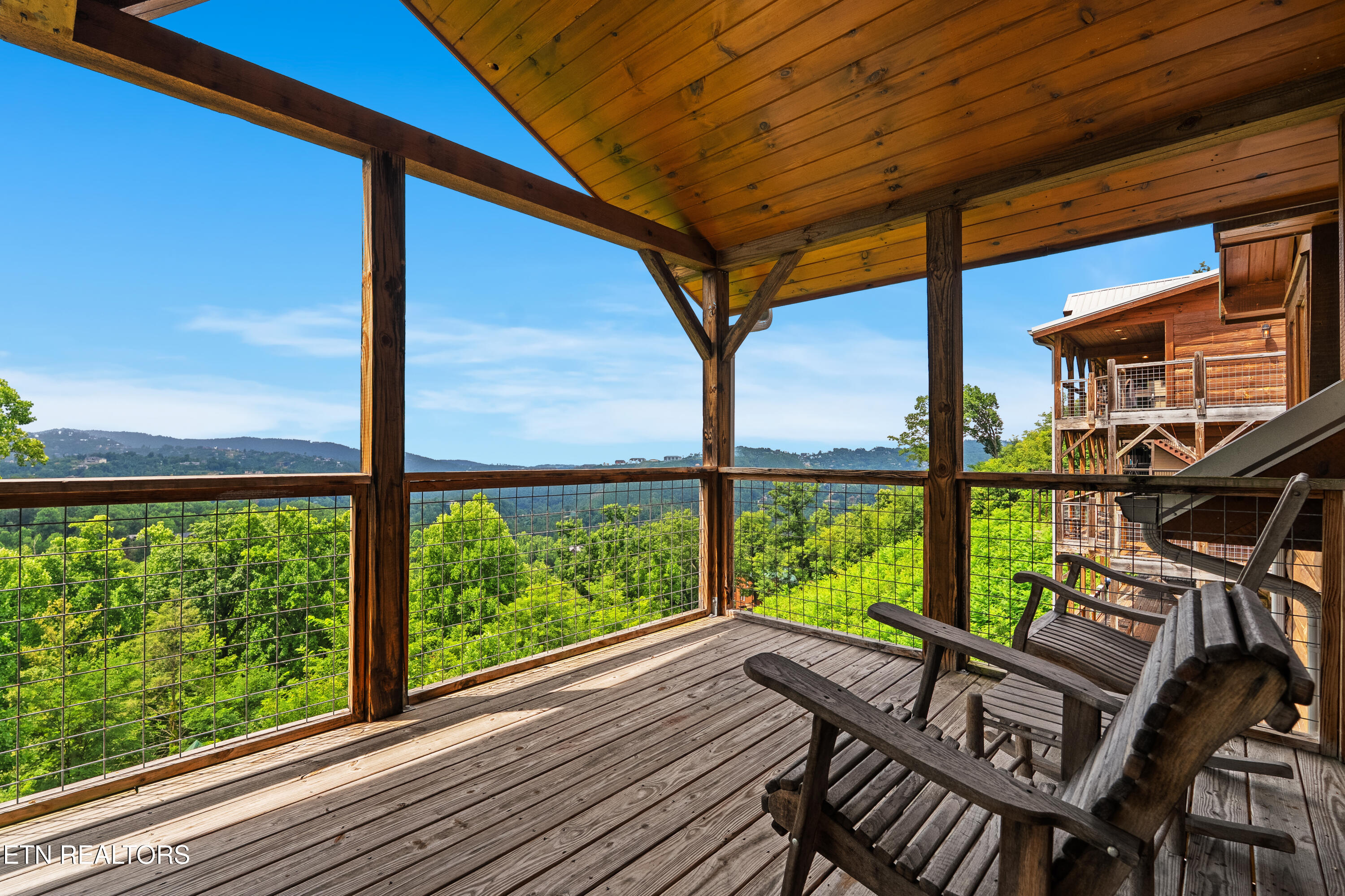 240 / 244 Stone Fence Lane Gatlinburg TN 37738