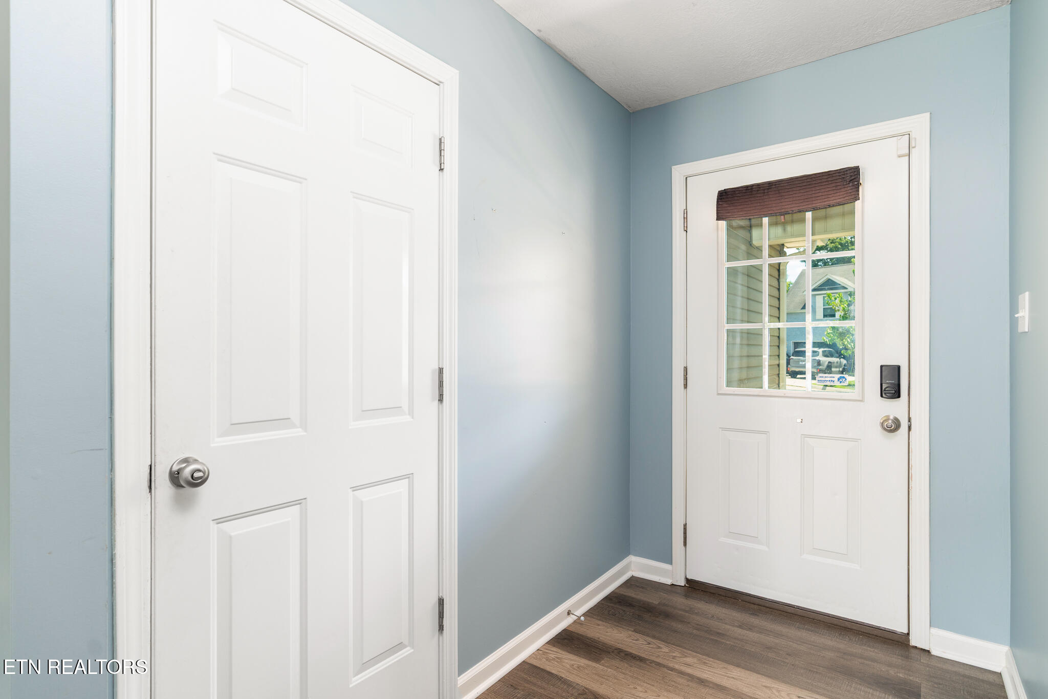 1249 Quiet Brook Lane Knoxville TN 37914