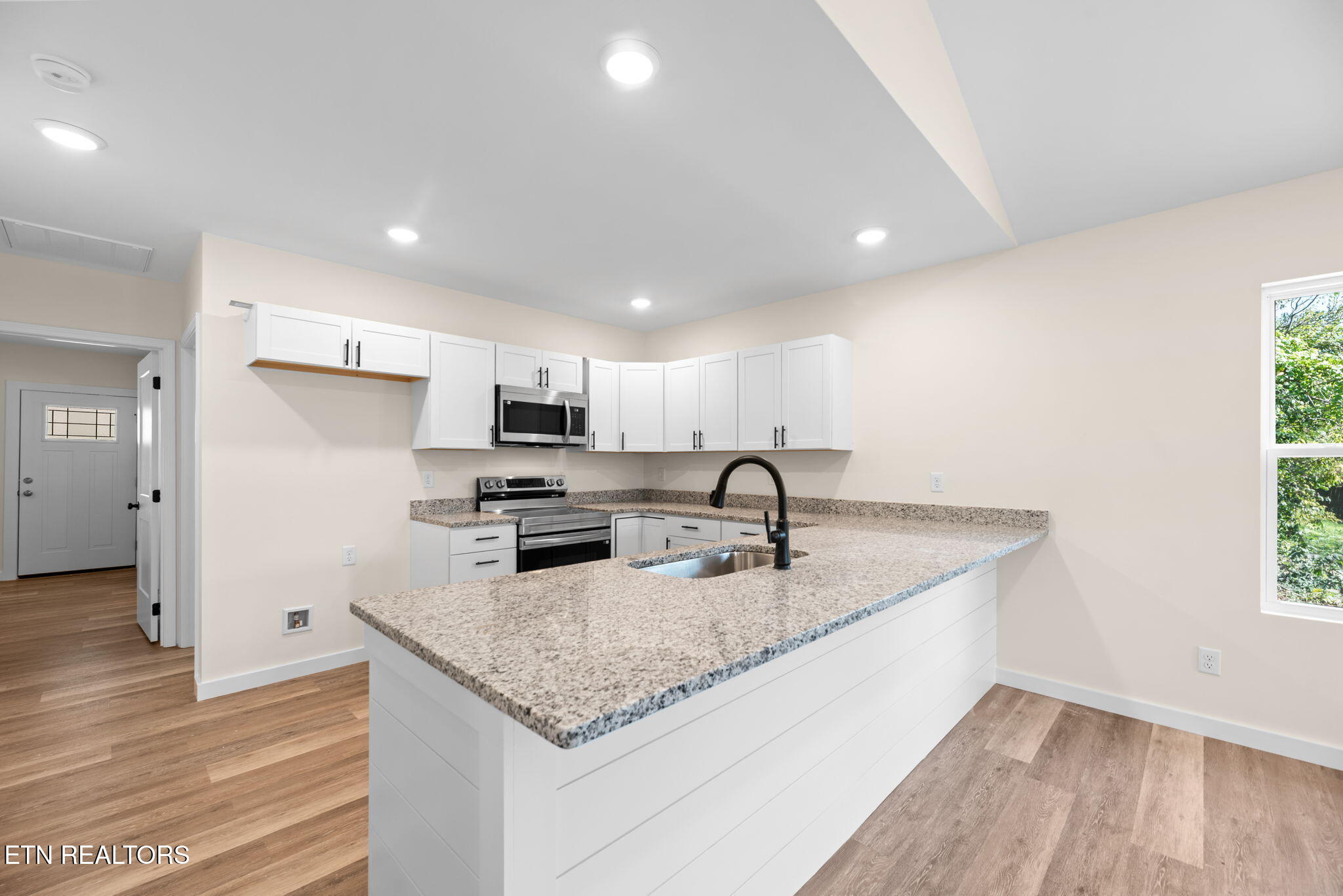 1423 Nolan Avenue Knoxville TN 37921