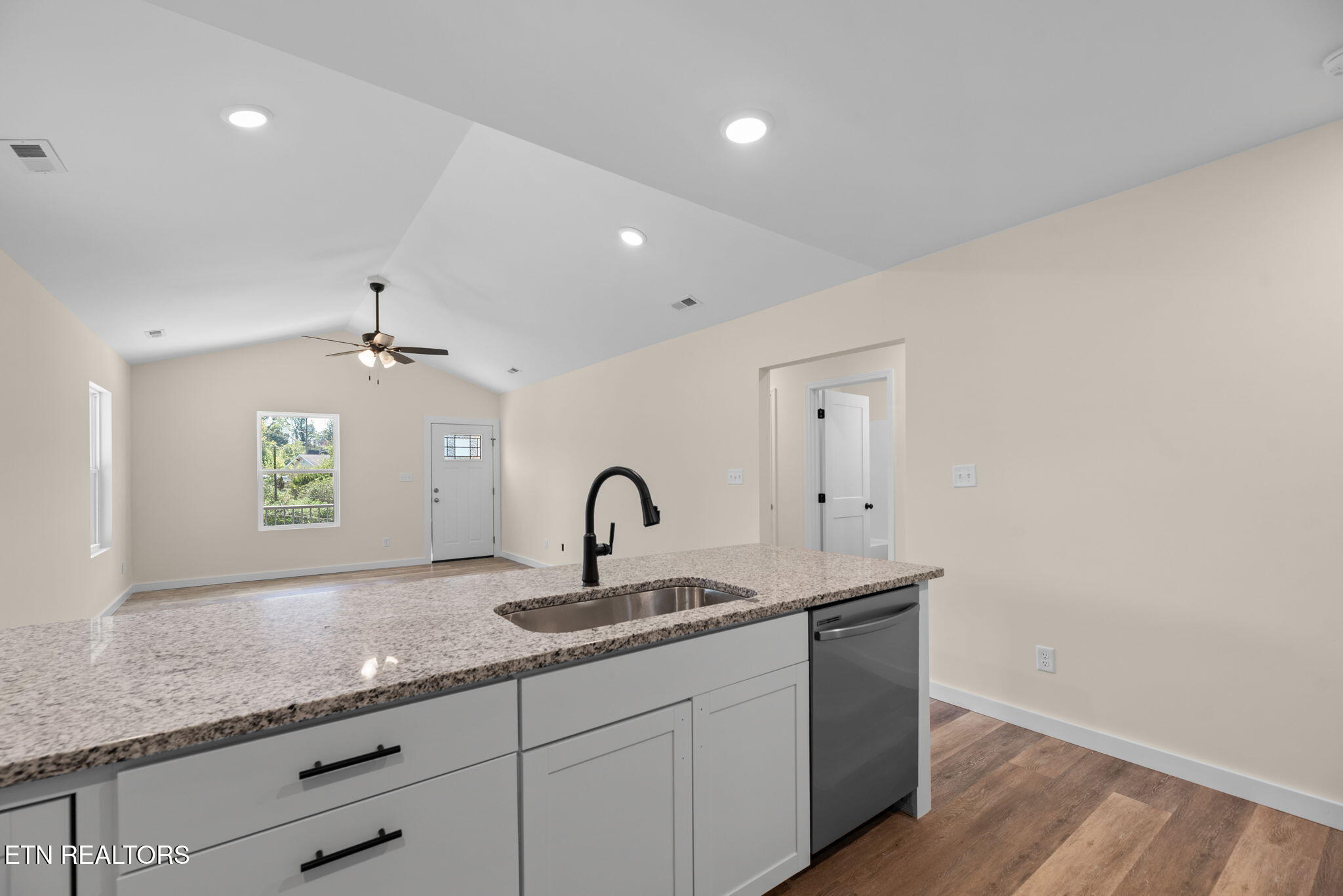 1423 Nolan Avenue Knoxville TN 37921