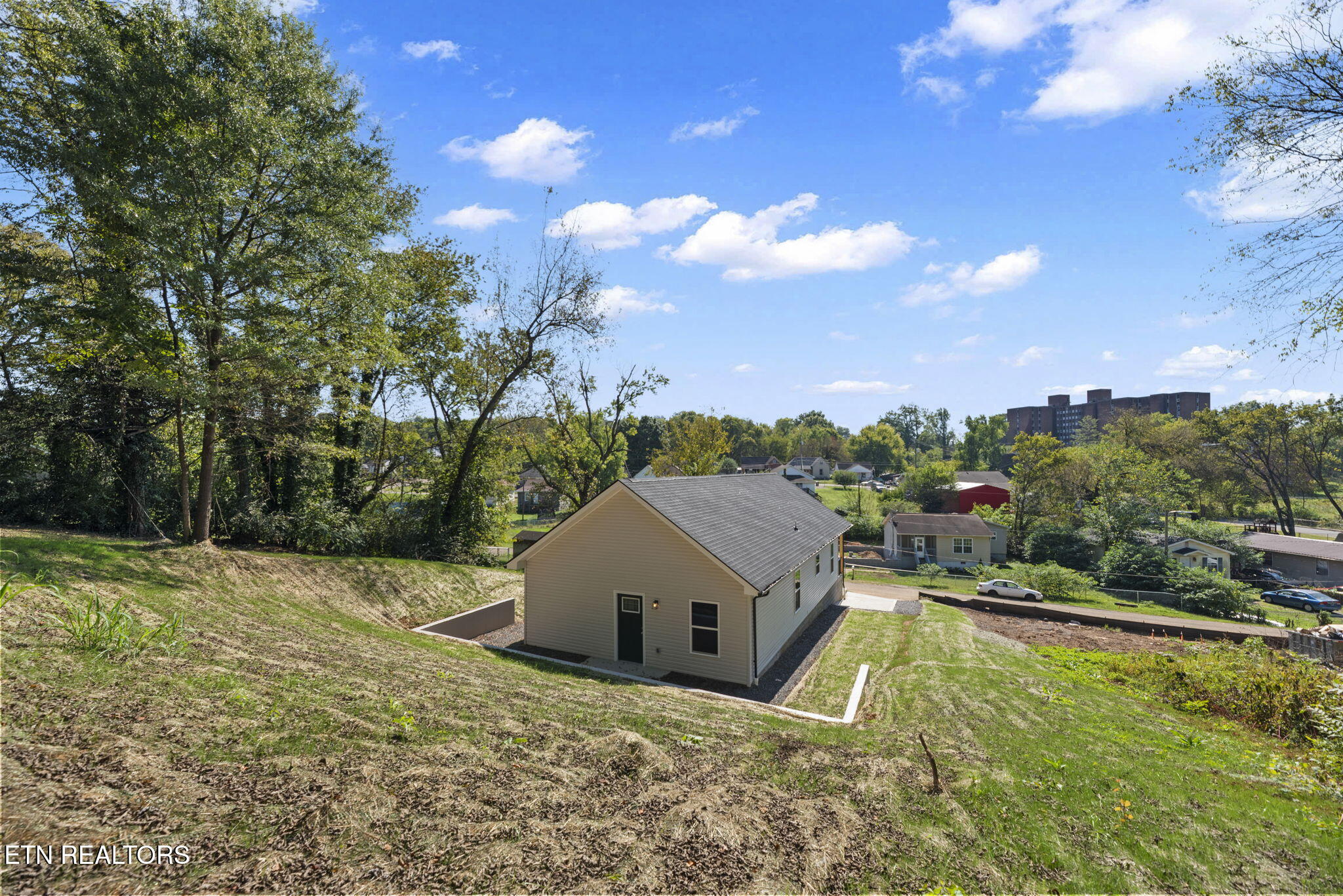1423 Nolan Avenue Knoxville TN 37921