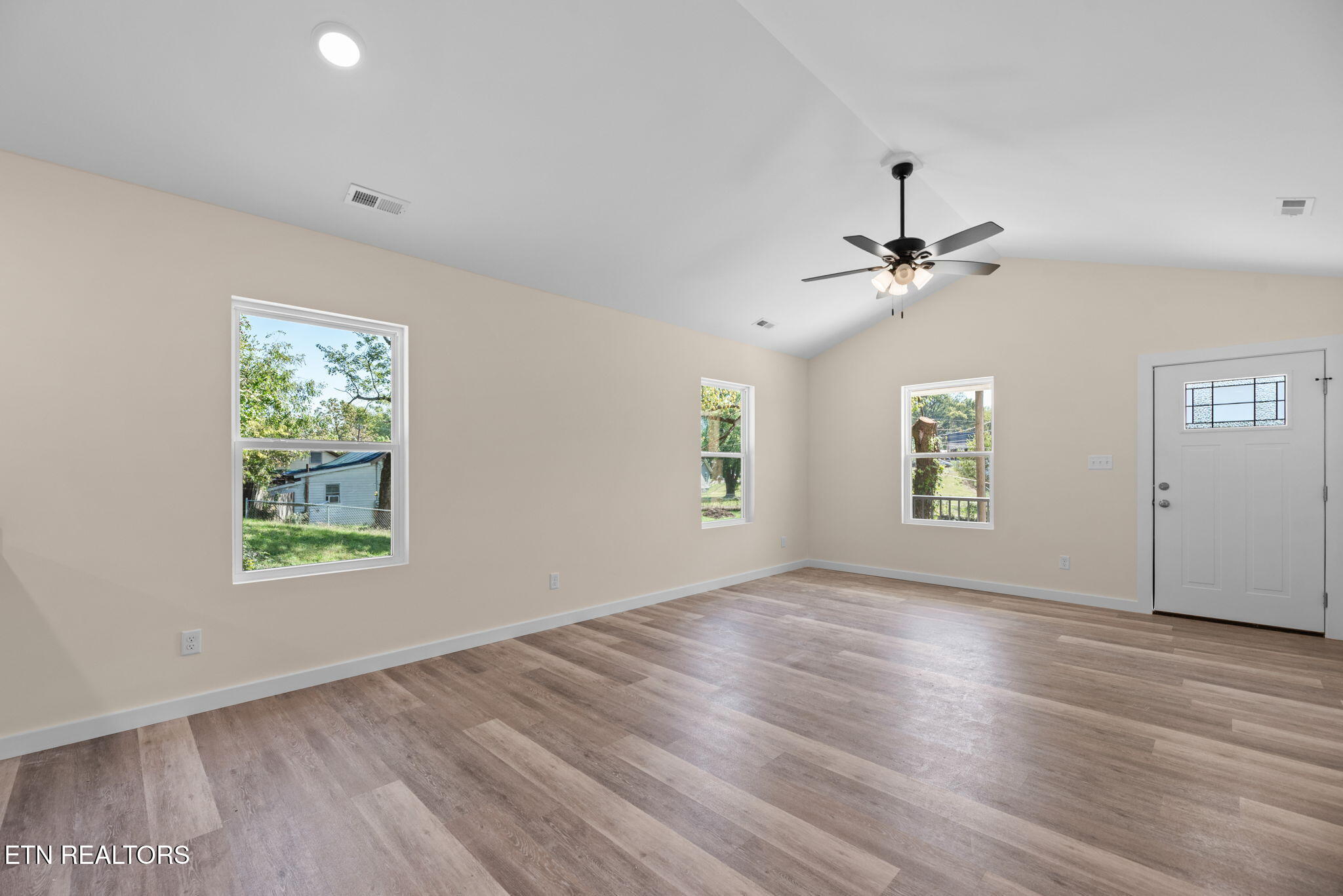 1423 Nolan Avenue Knoxville TN 37921