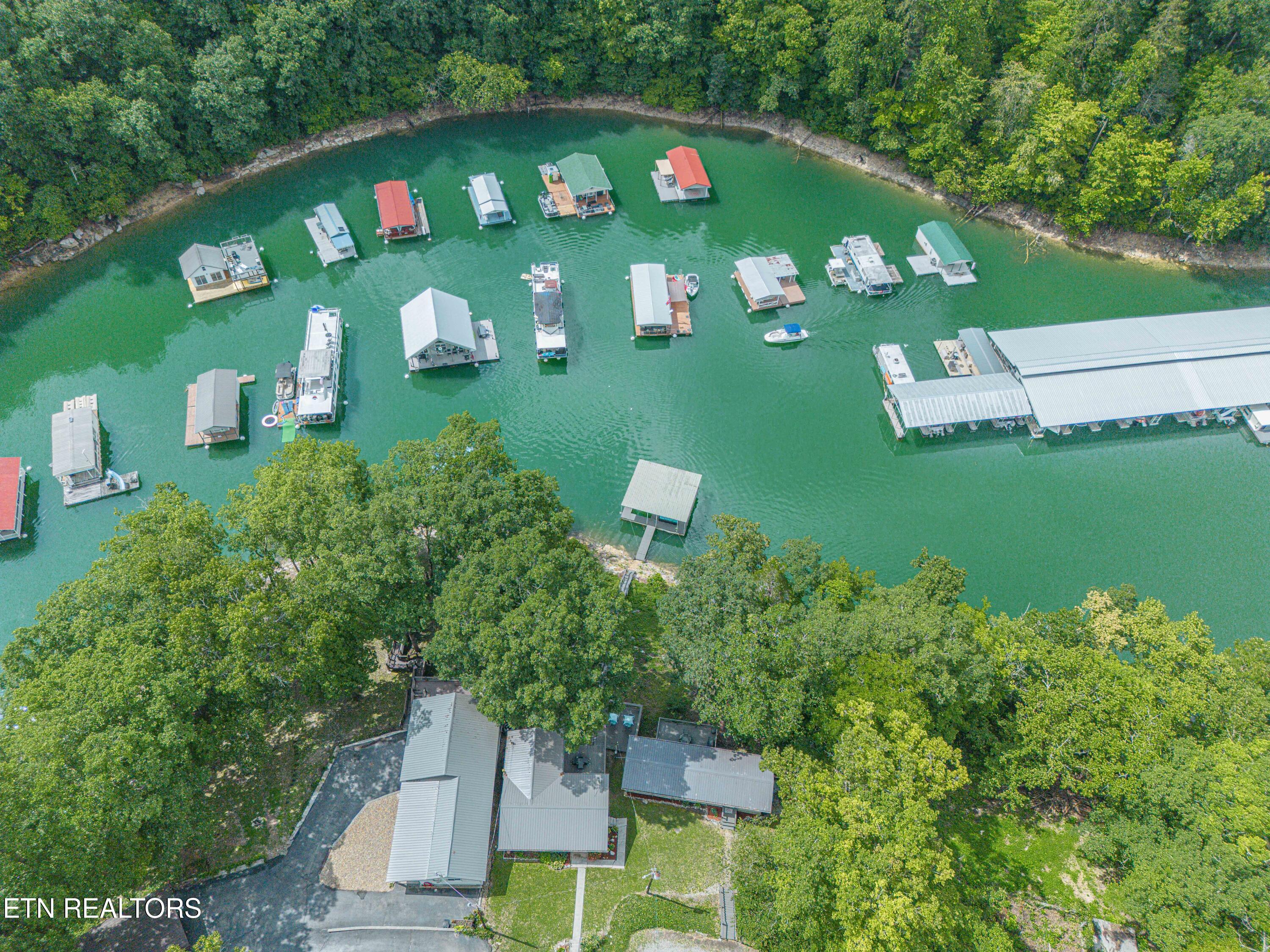 810 Indian River Boat Dock Road Jacksboro TN 37757