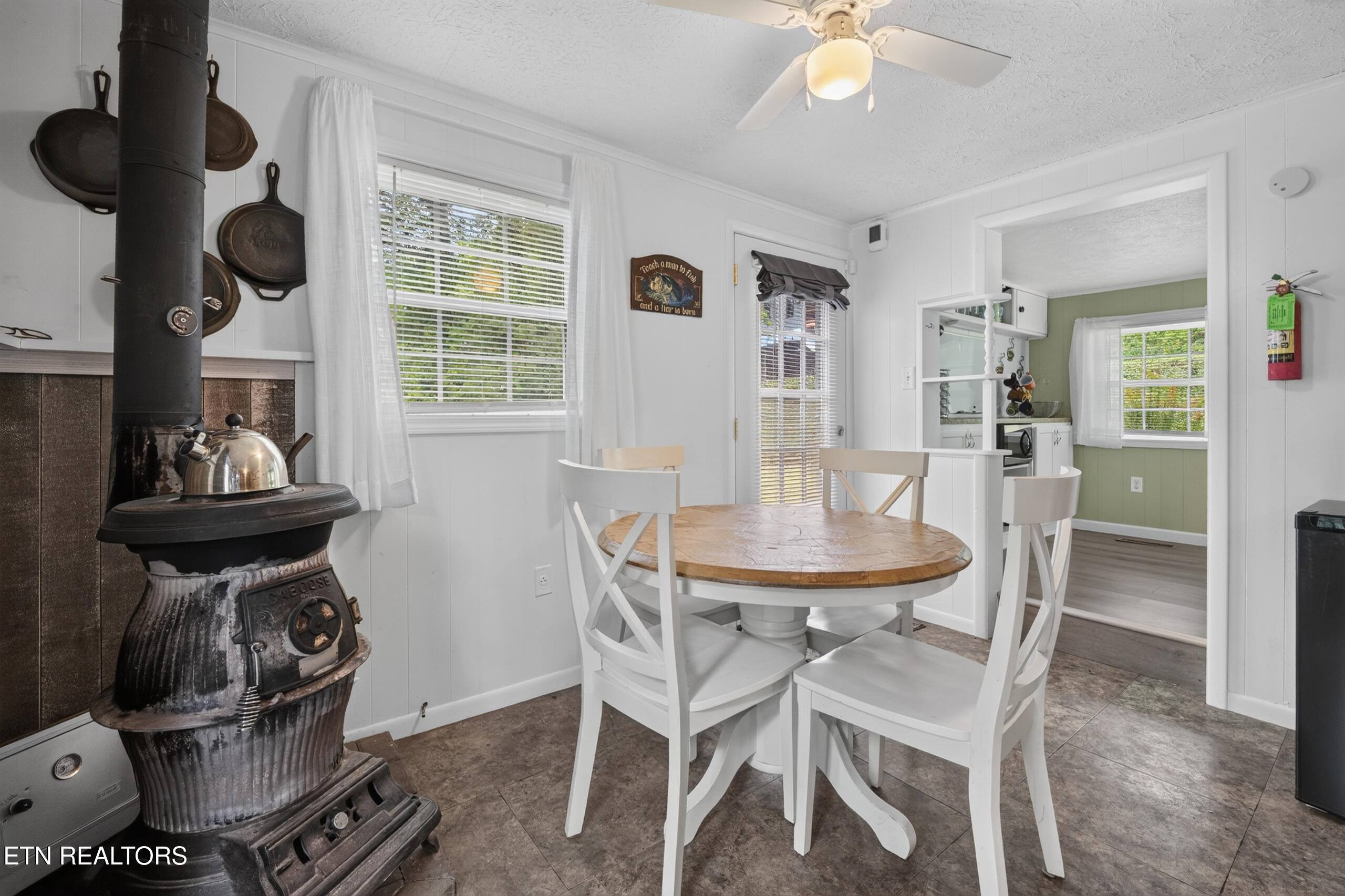 810 Indian River Boat Dock Road Jacksboro TN 37757