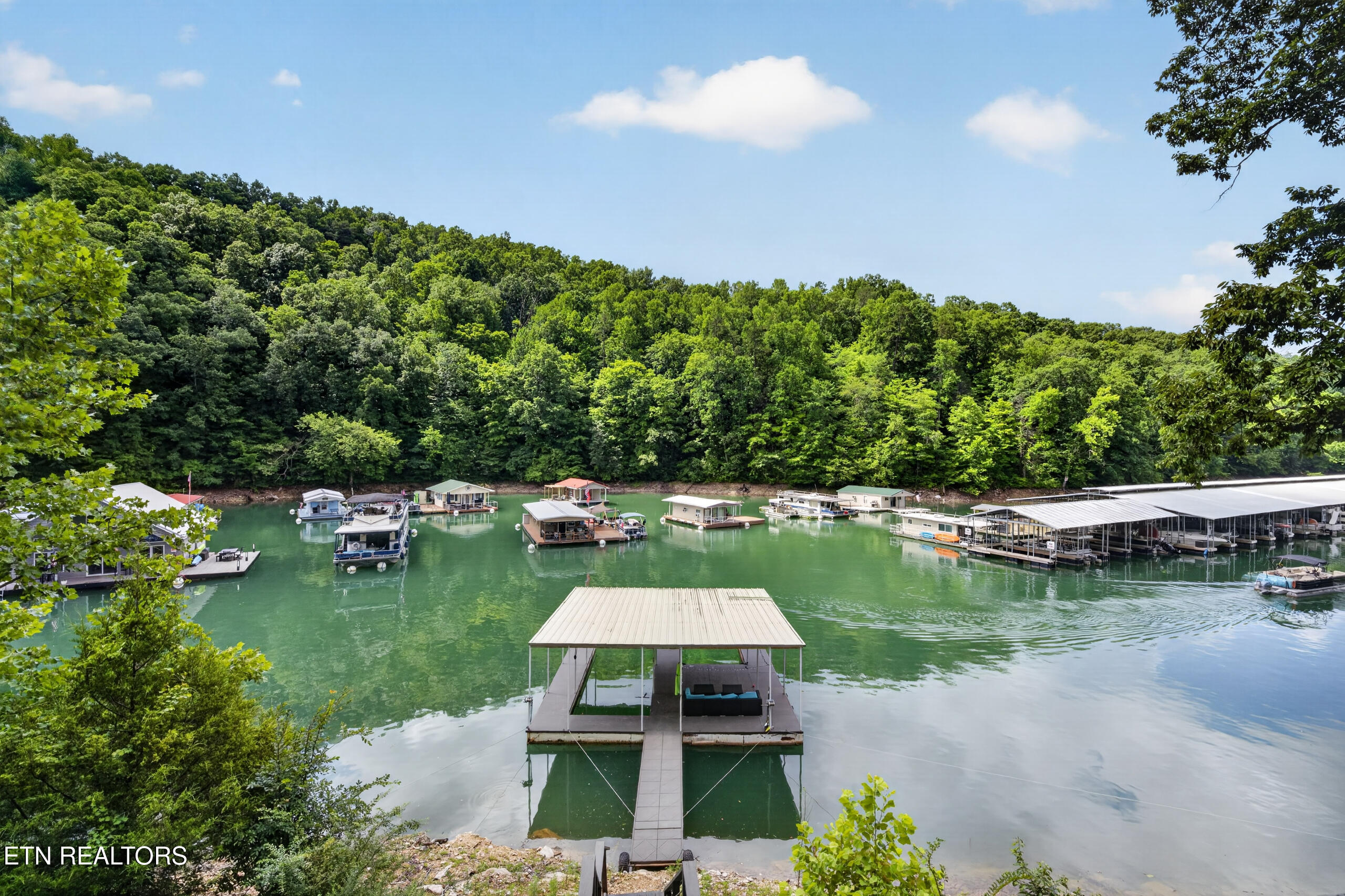 810 Indian River Boat Dock Road Jacksboro TN 37757