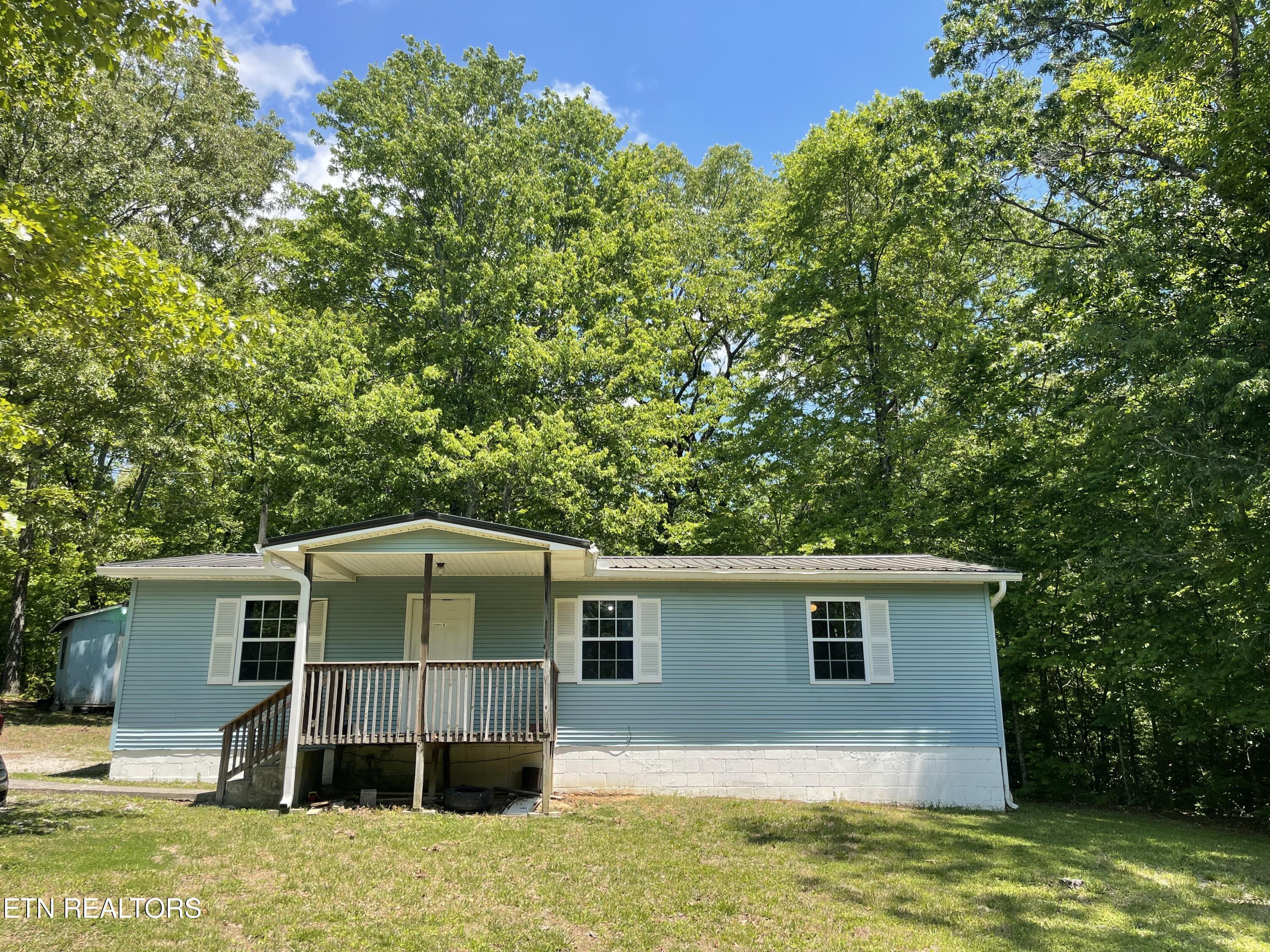 483 Blake Road Oakdale TN 37829