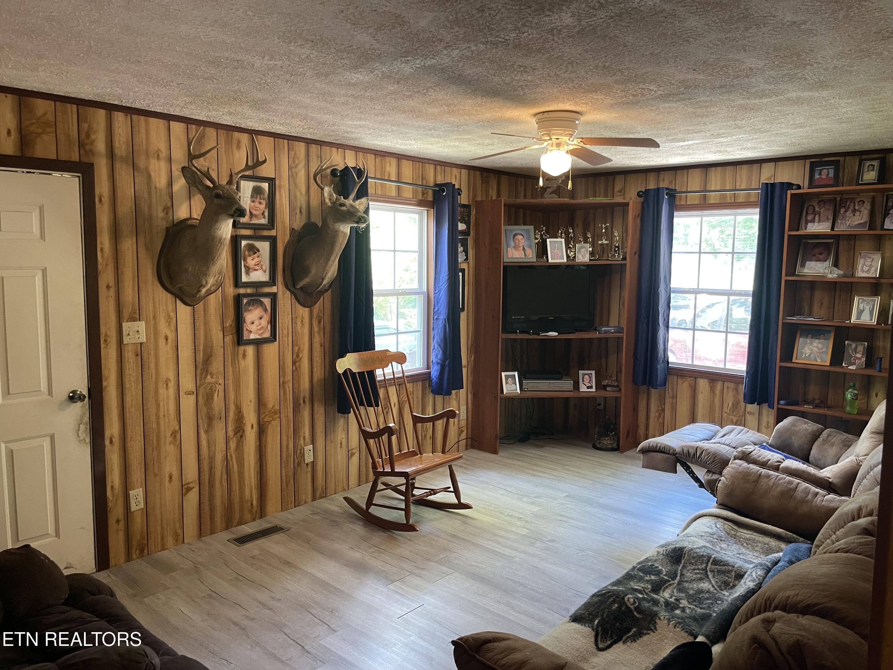 483 Blake Road Oakdale TN 37829