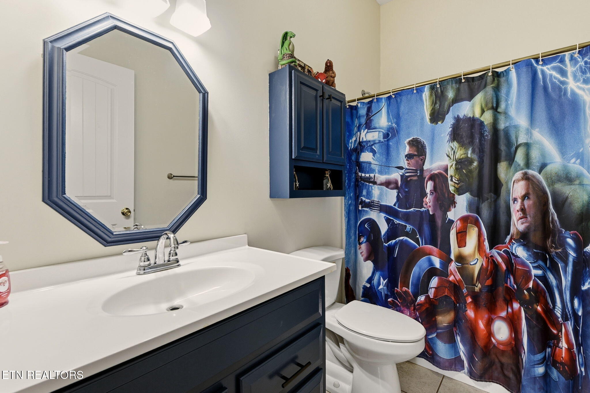 445 & 443 Leighton Lane Jacksboro TN 37757