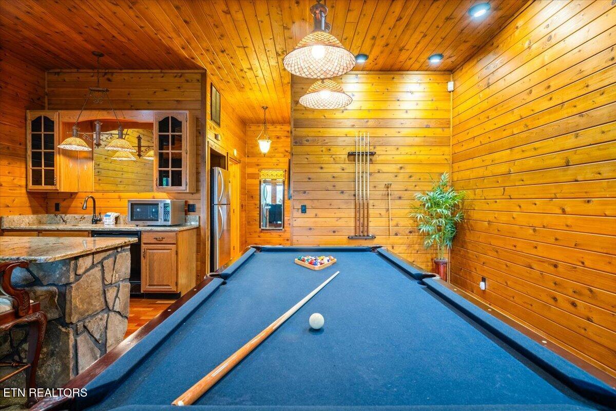 1186 Deerfield Way Lafollette TN 37766