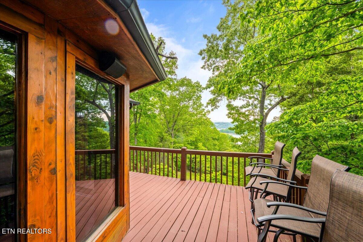 1186 Deerfield Way Lafollette TN 37766