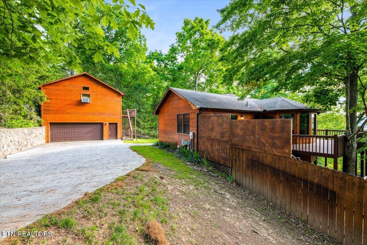 1186 Deerfield Way Lafollette TN 37766