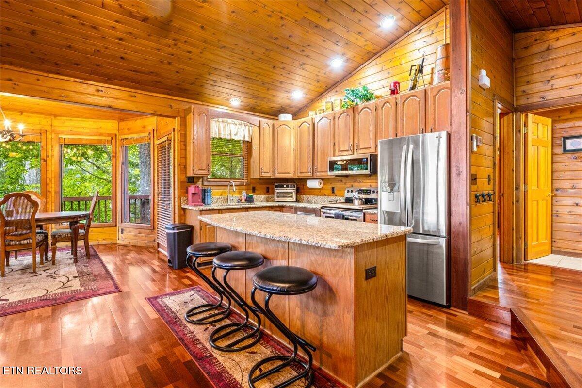 1186 Deerfield Way Lafollette TN 37766