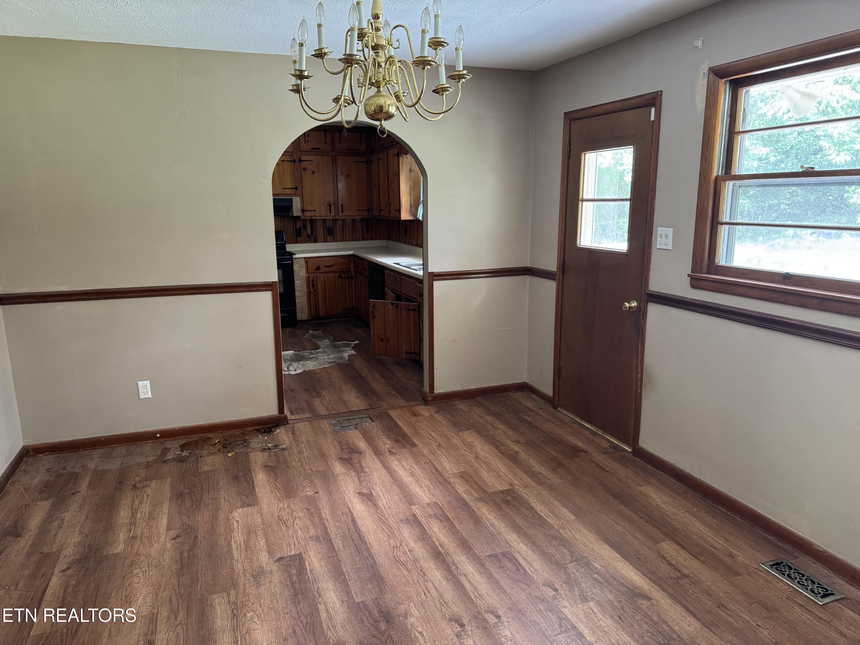 1405 Woodcrest Drive Knoxville TN 37918