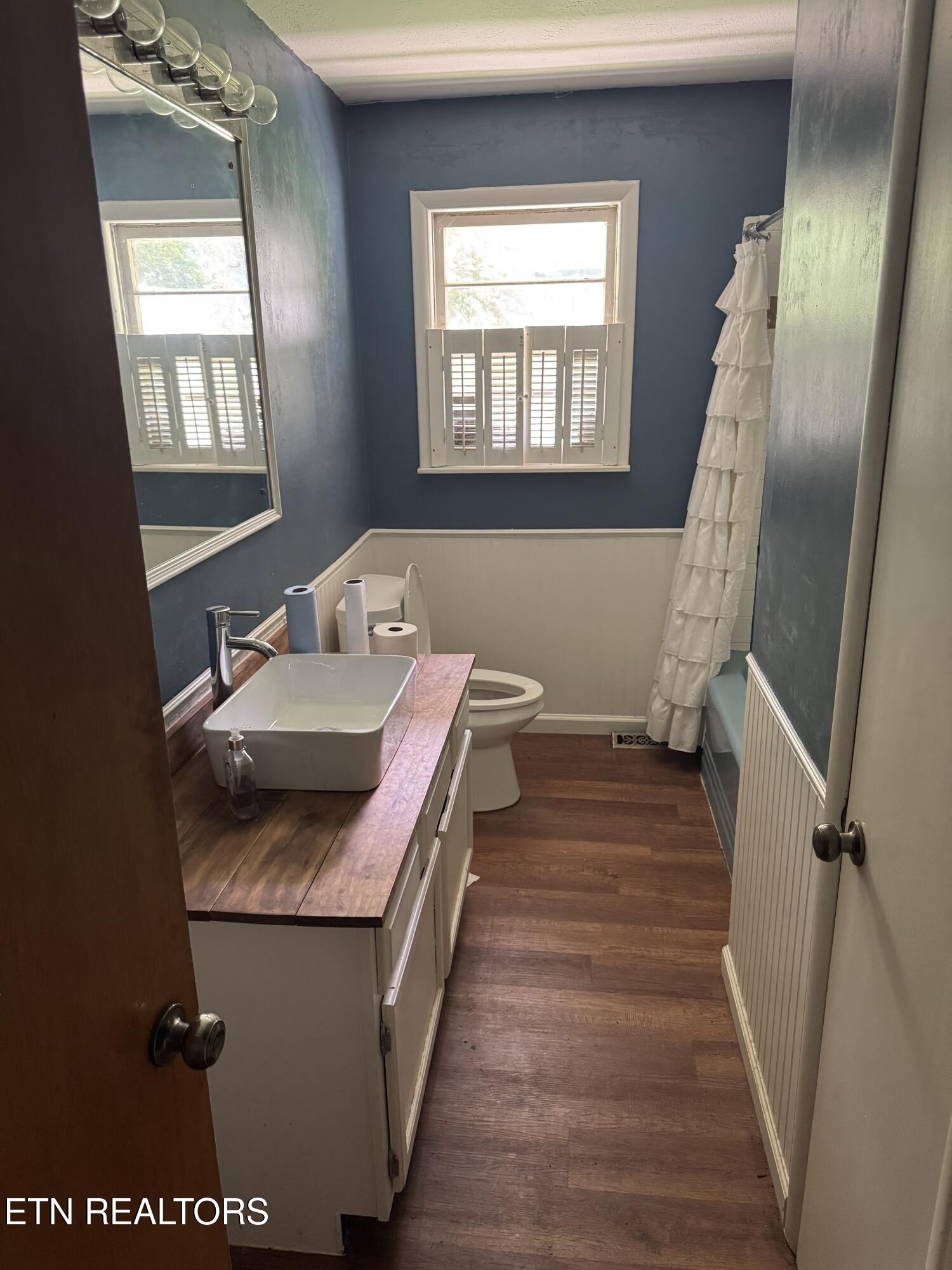 1405 Woodcrest Drive Knoxville TN 37918