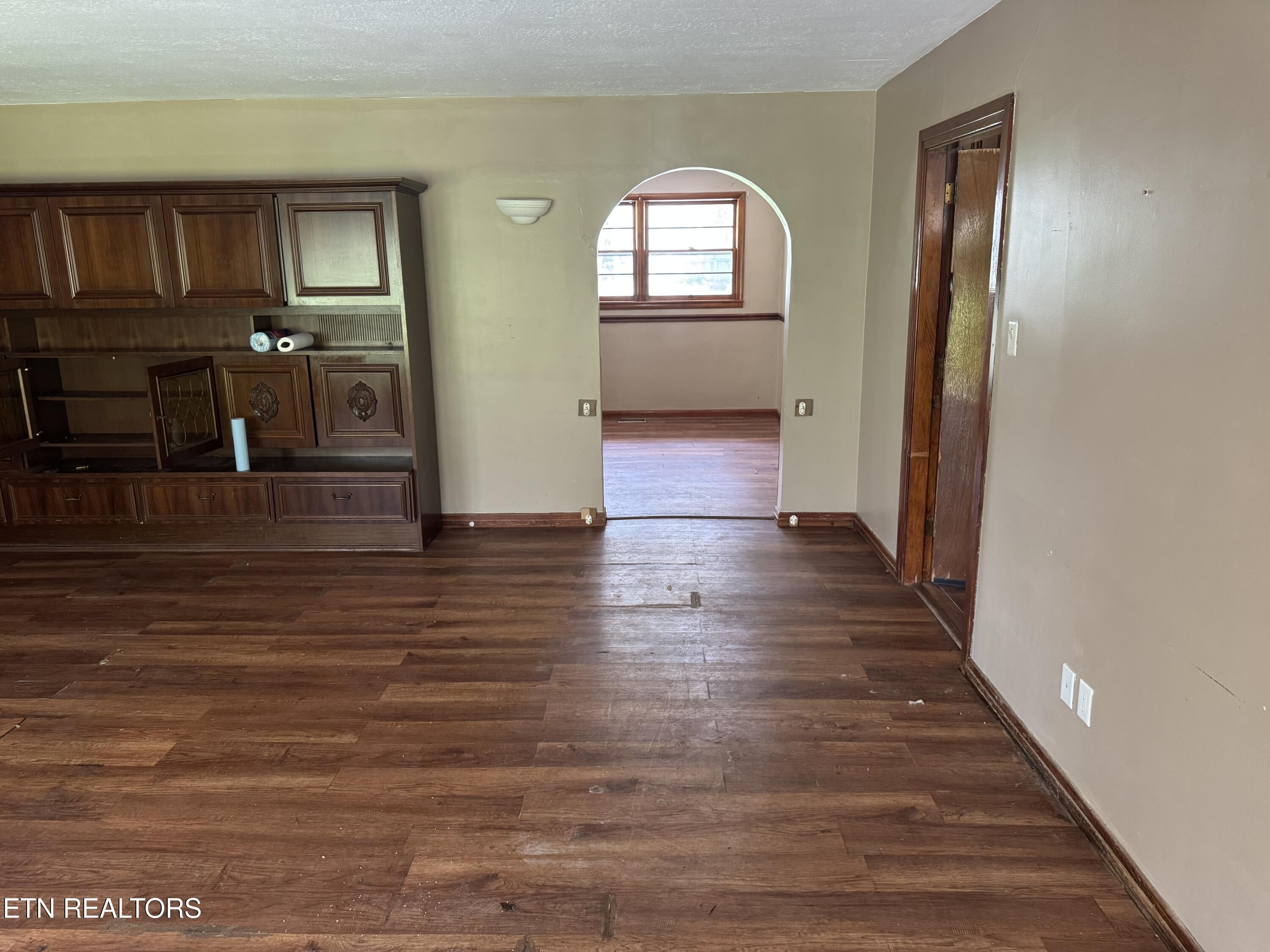 1405 Woodcrest Drive Knoxville TN 37918