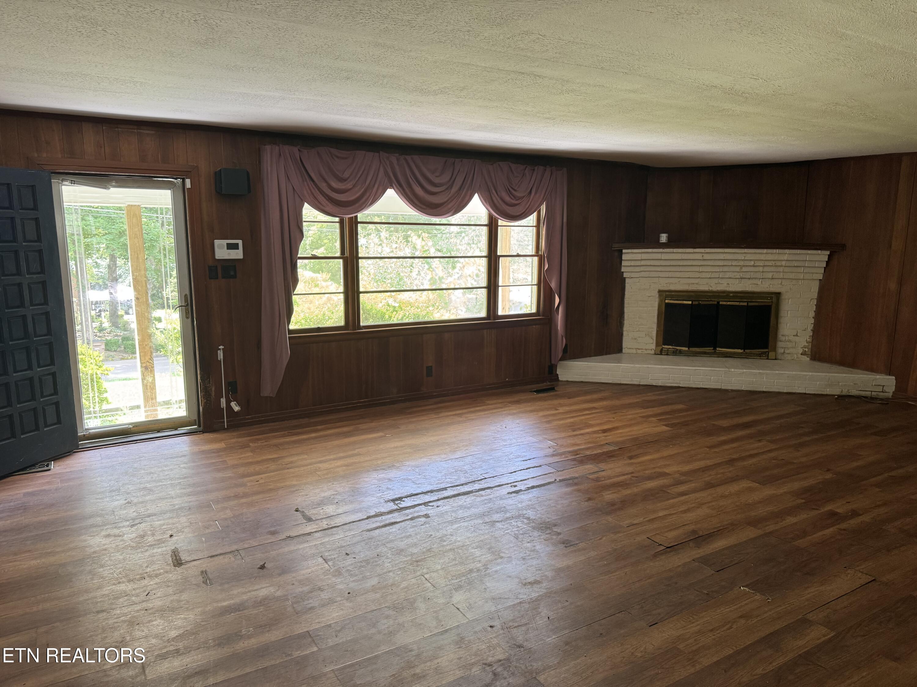 1405 Woodcrest Drive Knoxville TN 37918