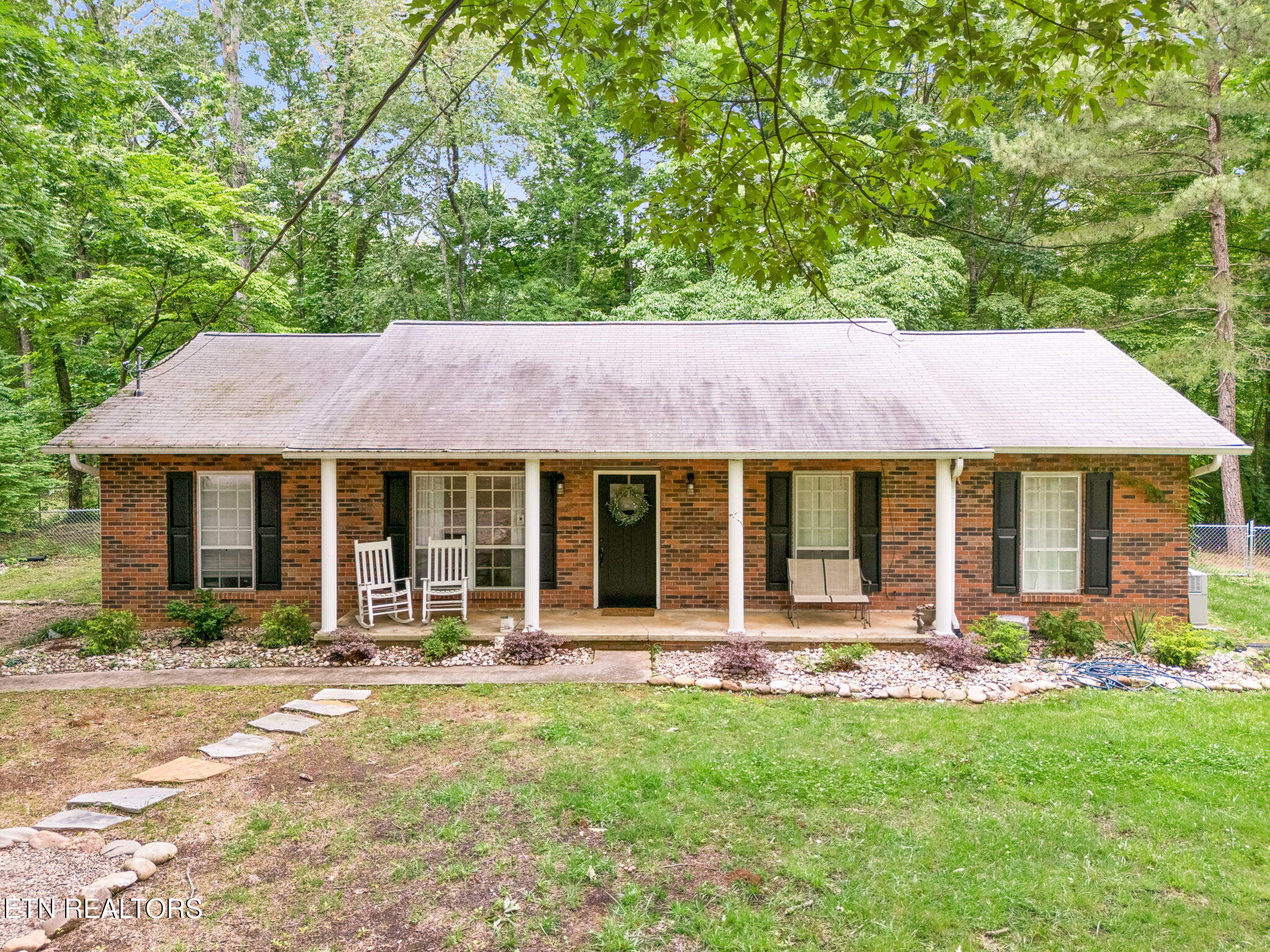 1036 Forest Heights Circle Lenoir City TN 37772
