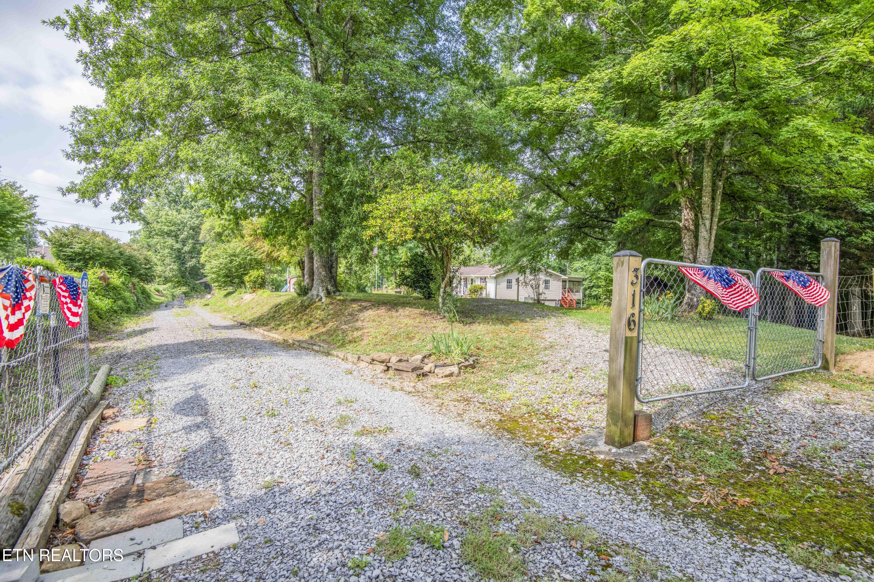 316 Joel Road Oliver Springs TN 37840