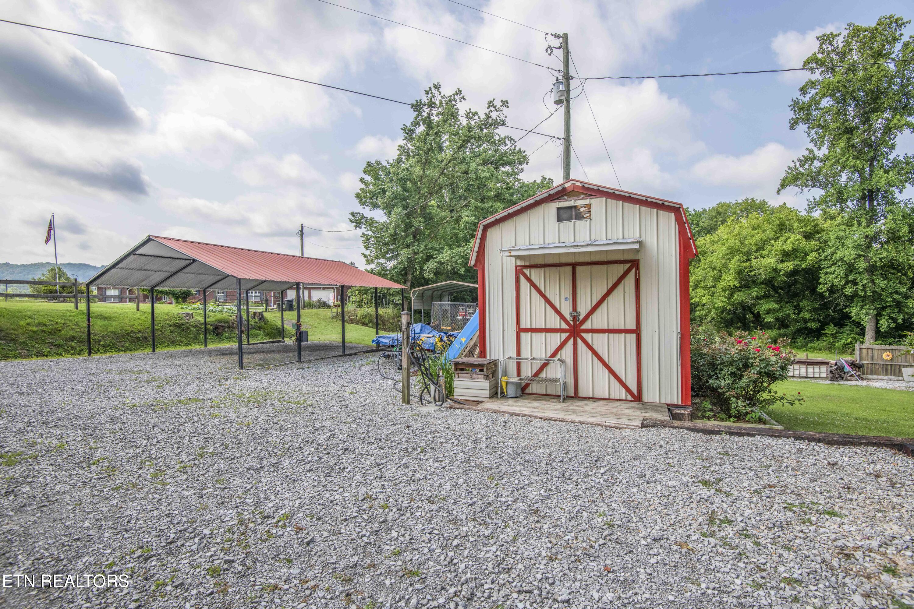 316 Joel Road Oliver Springs TN 37840