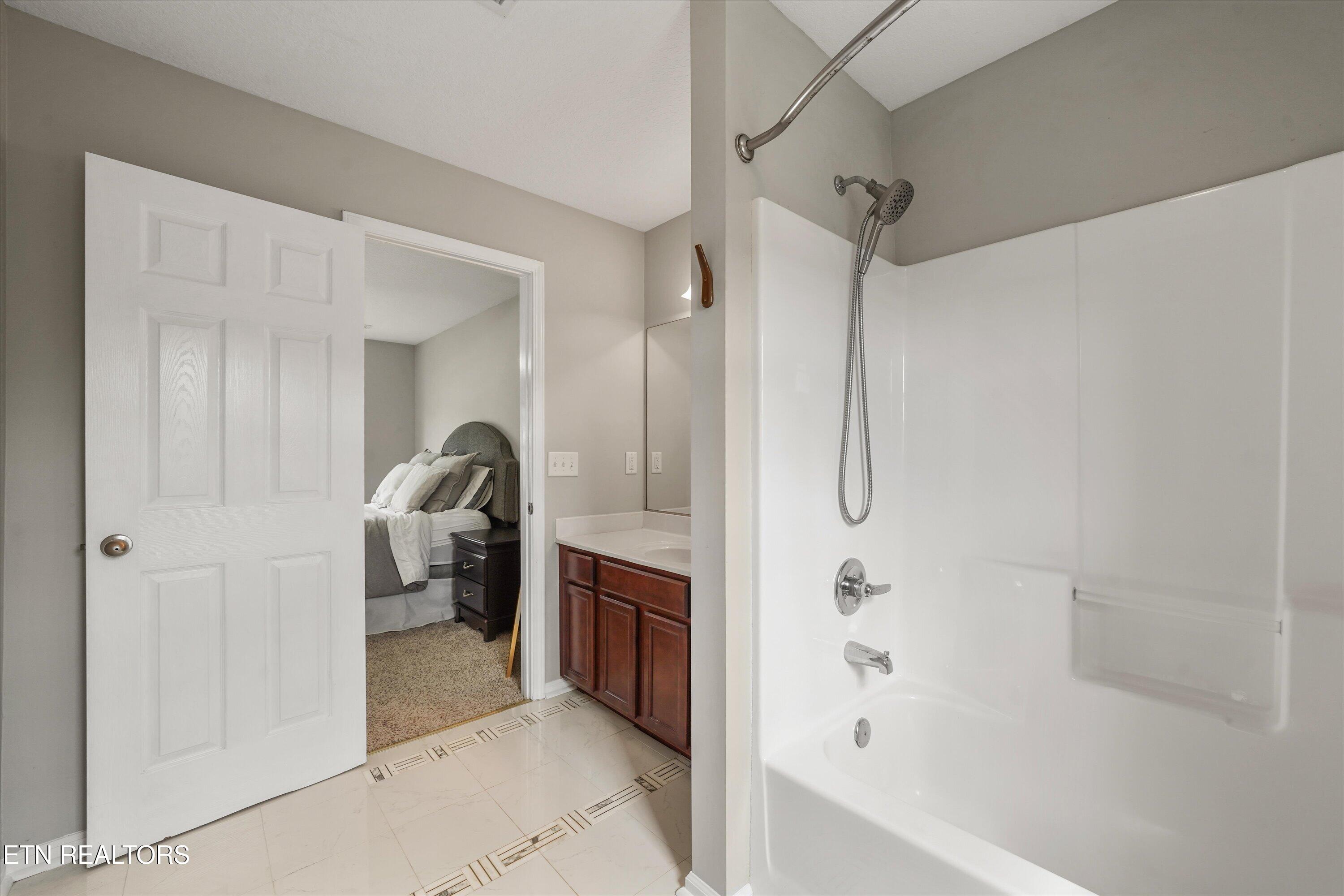 5312 Castle Pines Lane Knoxville TN 37920