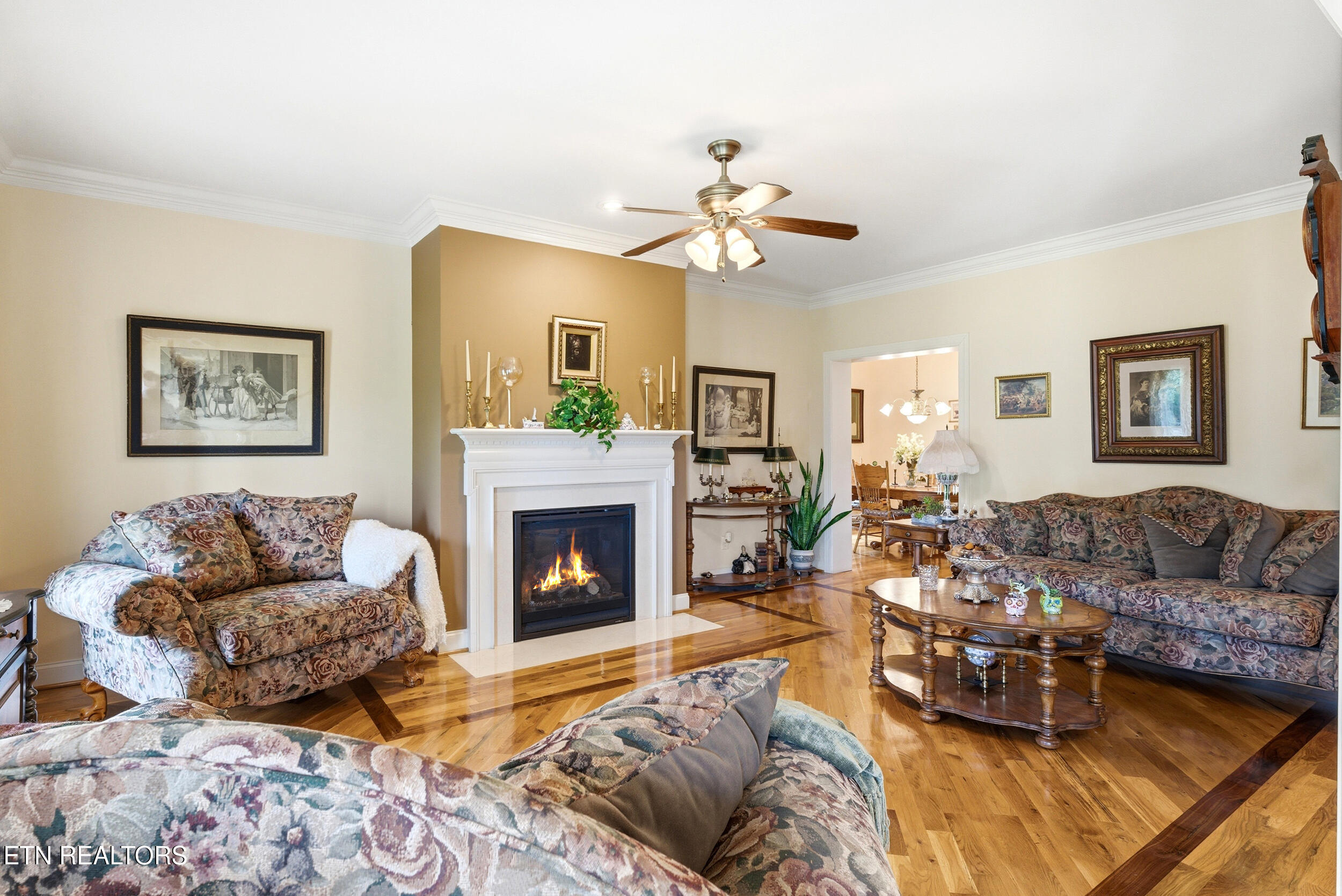 1930 Maple Hills Lane Loudon TN 37774