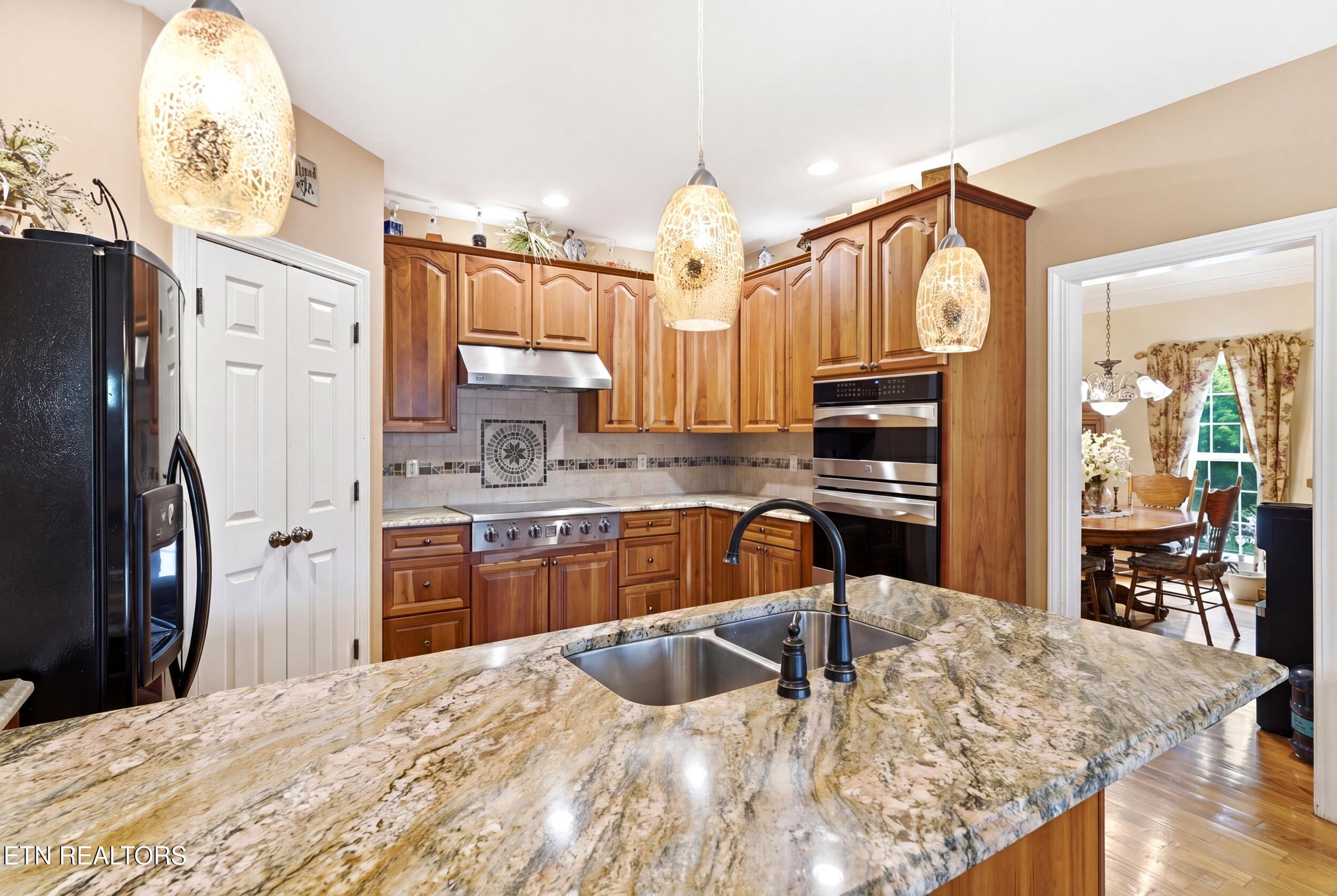 1930 Maple Hills Lane Loudon TN 37774