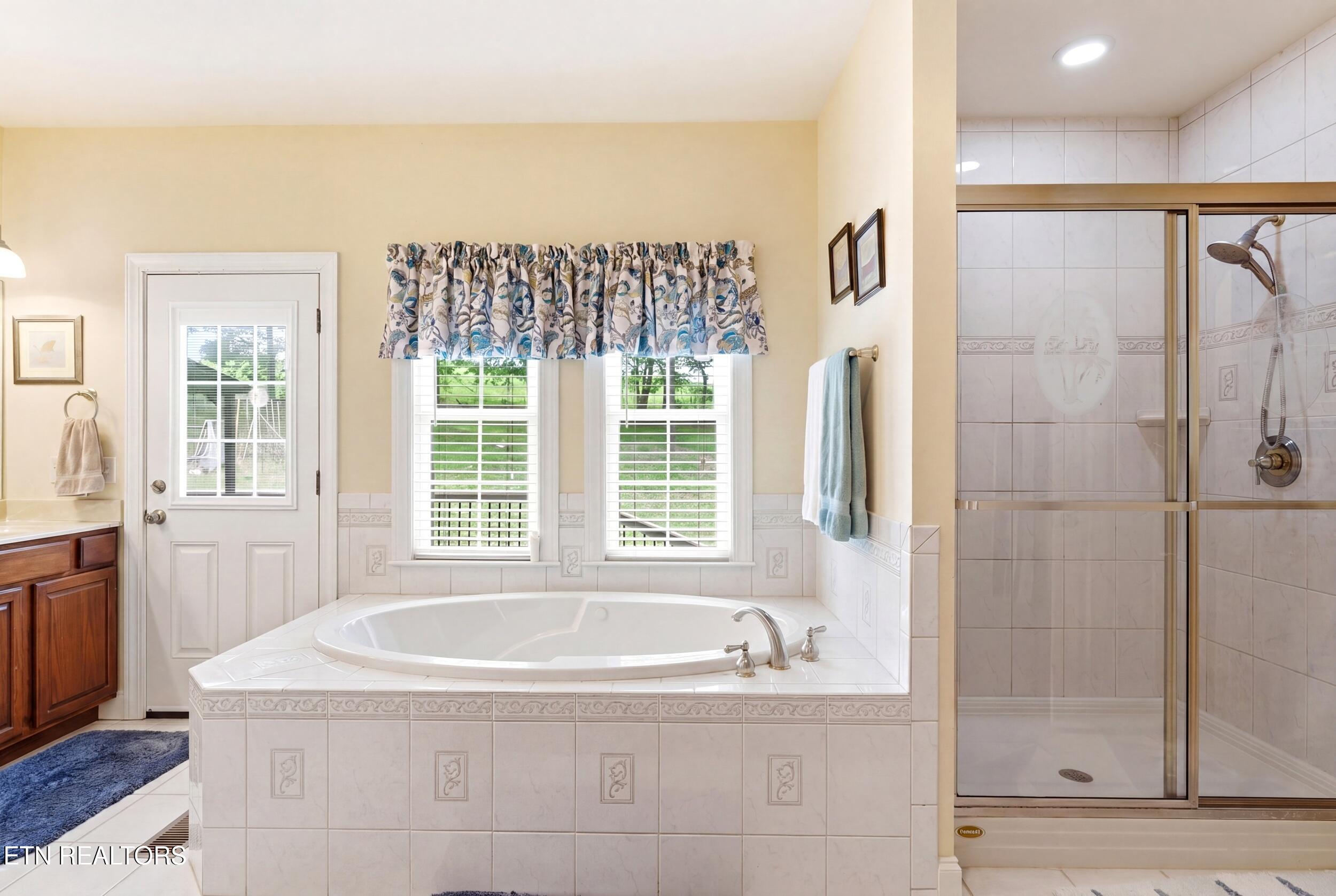 1930 Maple Hills Lane Loudon TN 37774