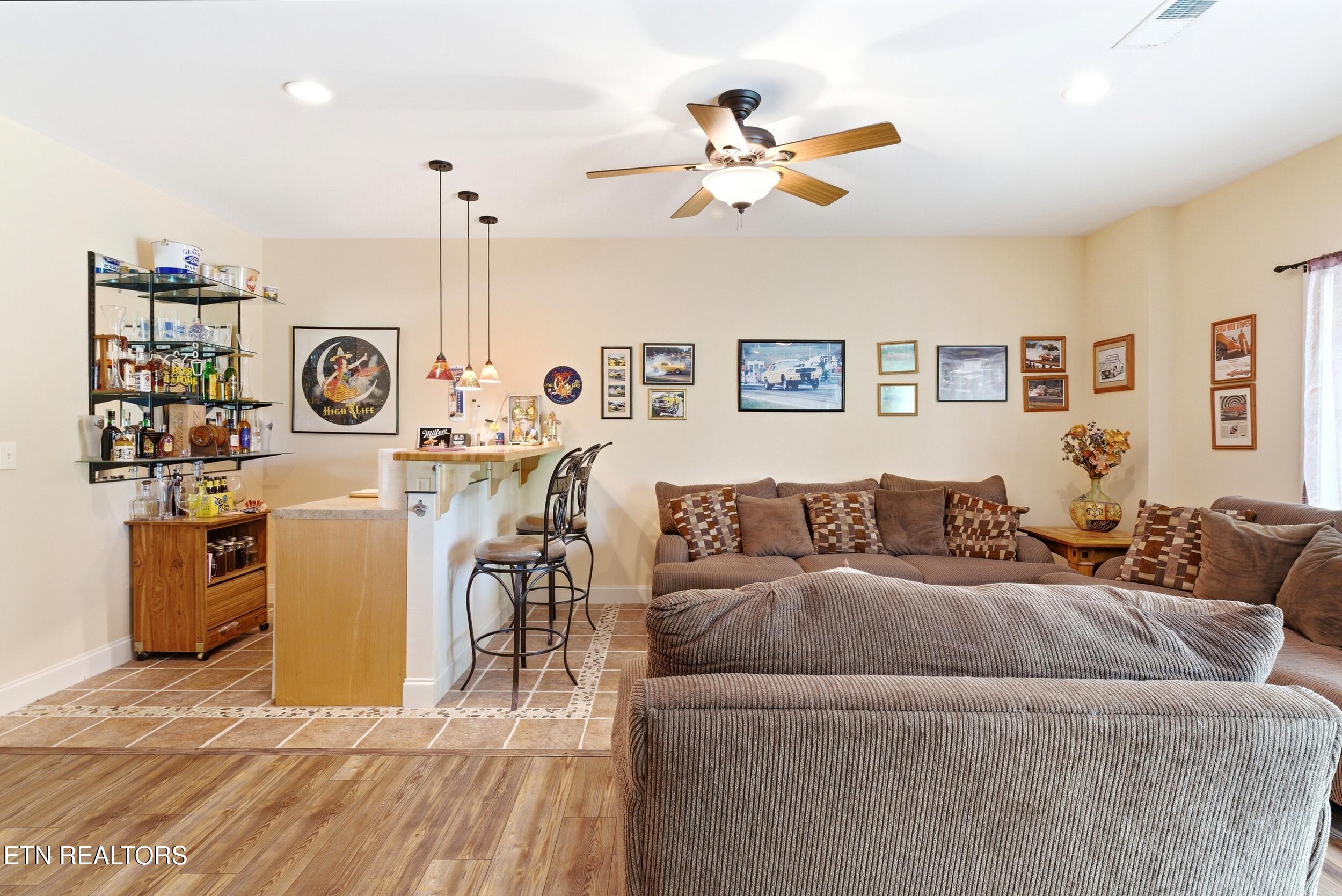 1930 Maple Hills Lane Loudon TN 37774